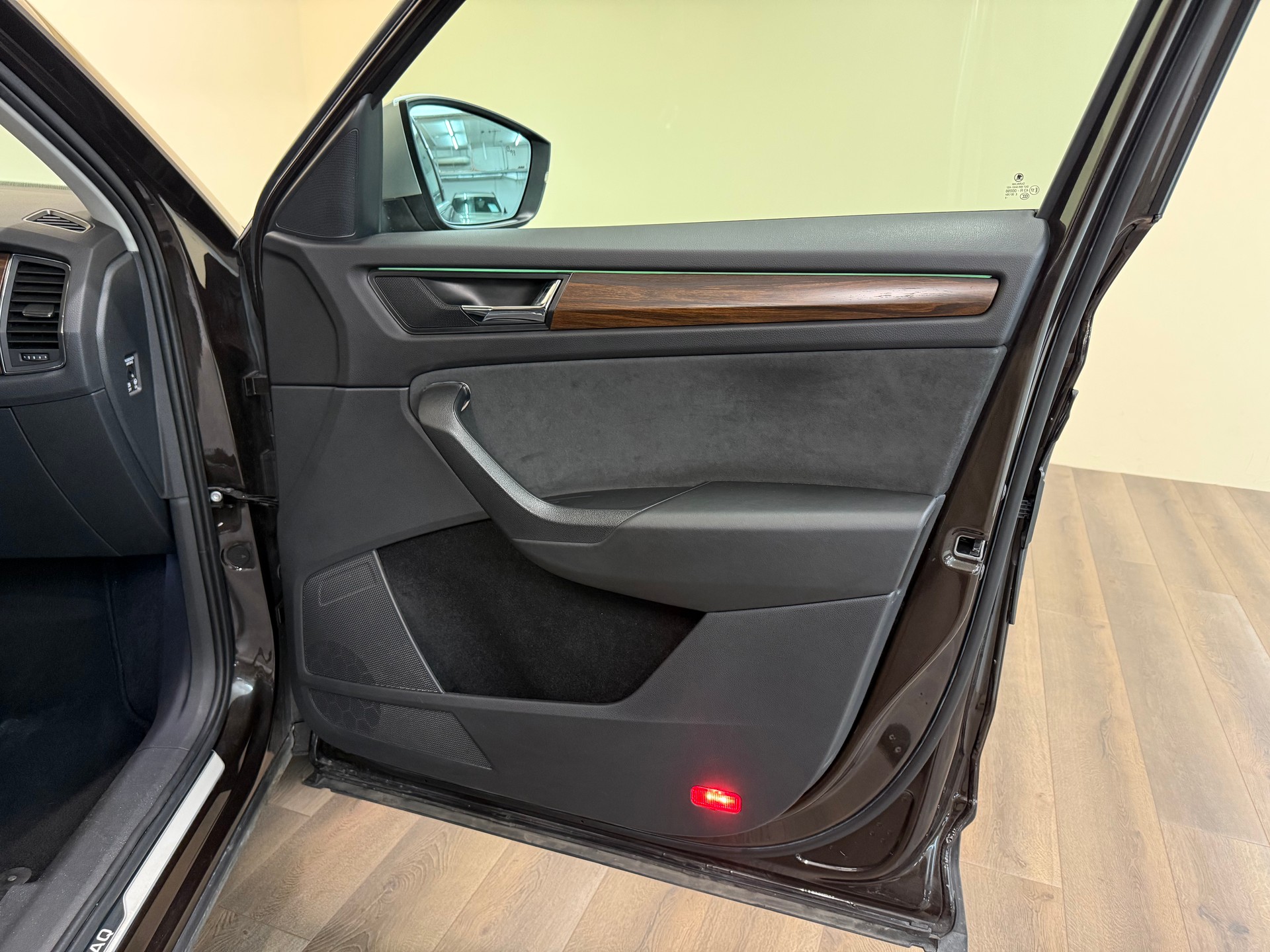 SKODA Kodiaq 2.0 TSI Scout DSG 4x4-image-24