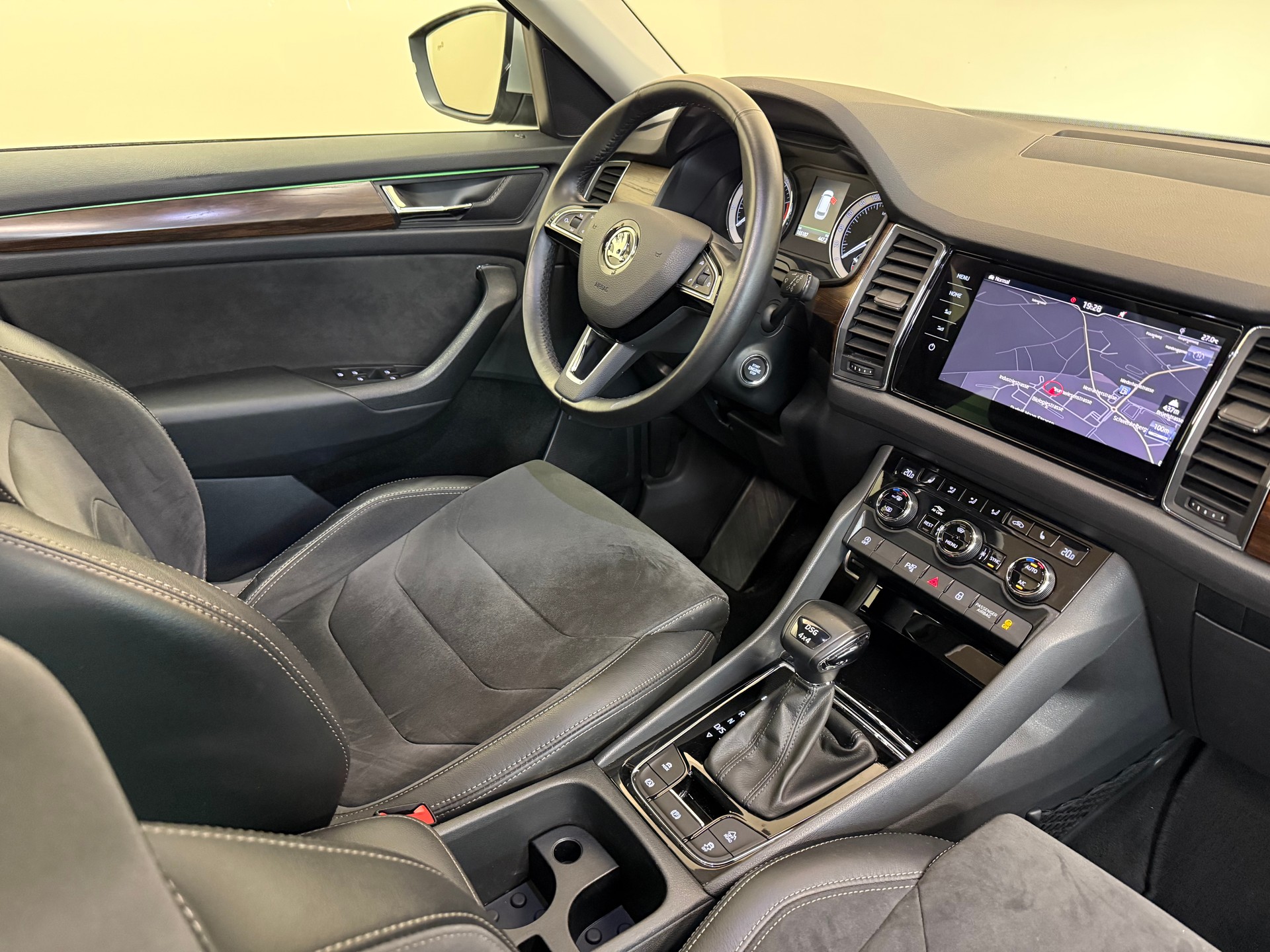 SKODA Kodiaq 2.0 TSI Scout DSG 4x4-image-27
