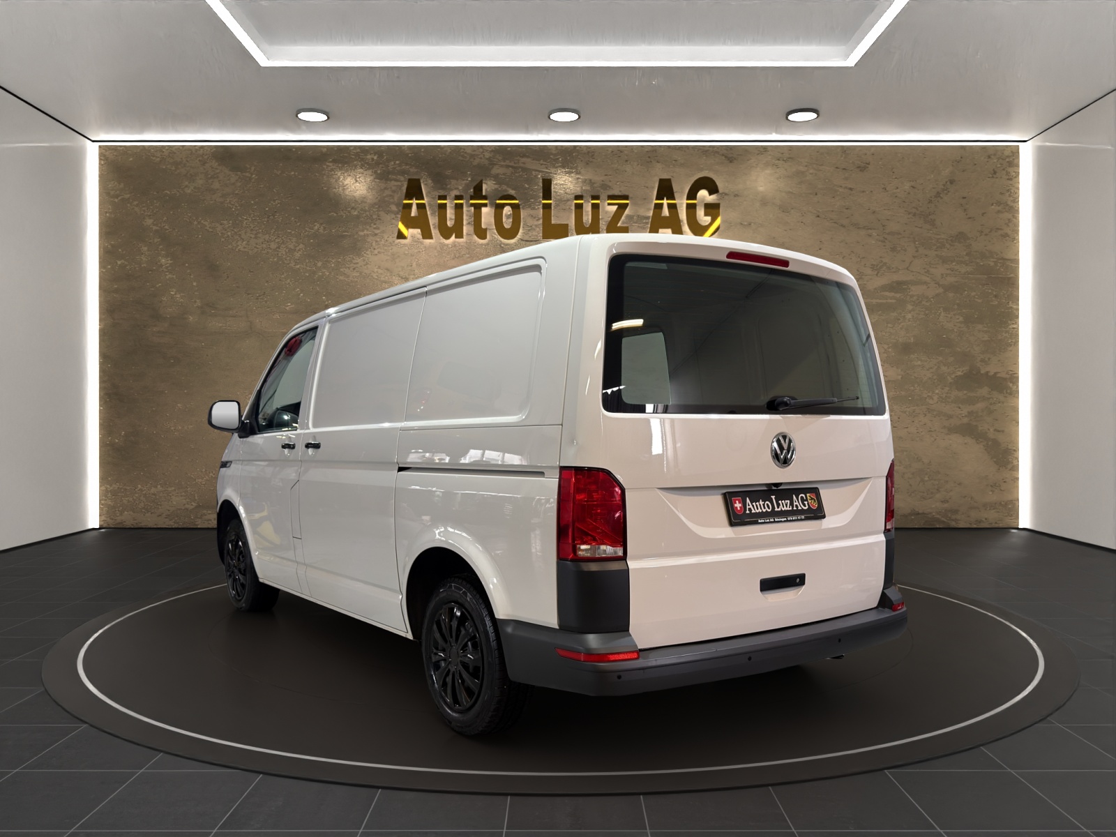 VW T6.1 2.0 TDI 4Motion DSG-image-4