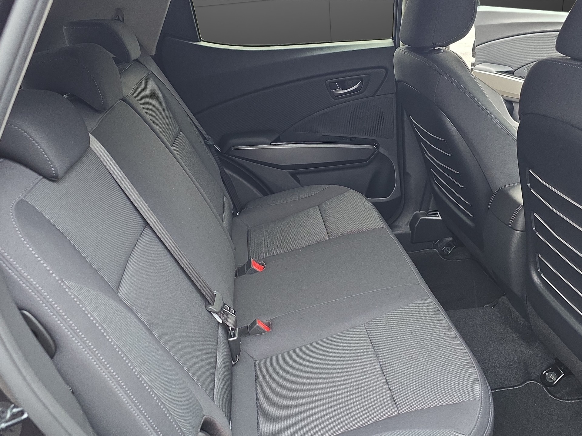 KGM-SsangYong Tivoli 1.5 T GDI Steel 4WD Automat-image-20