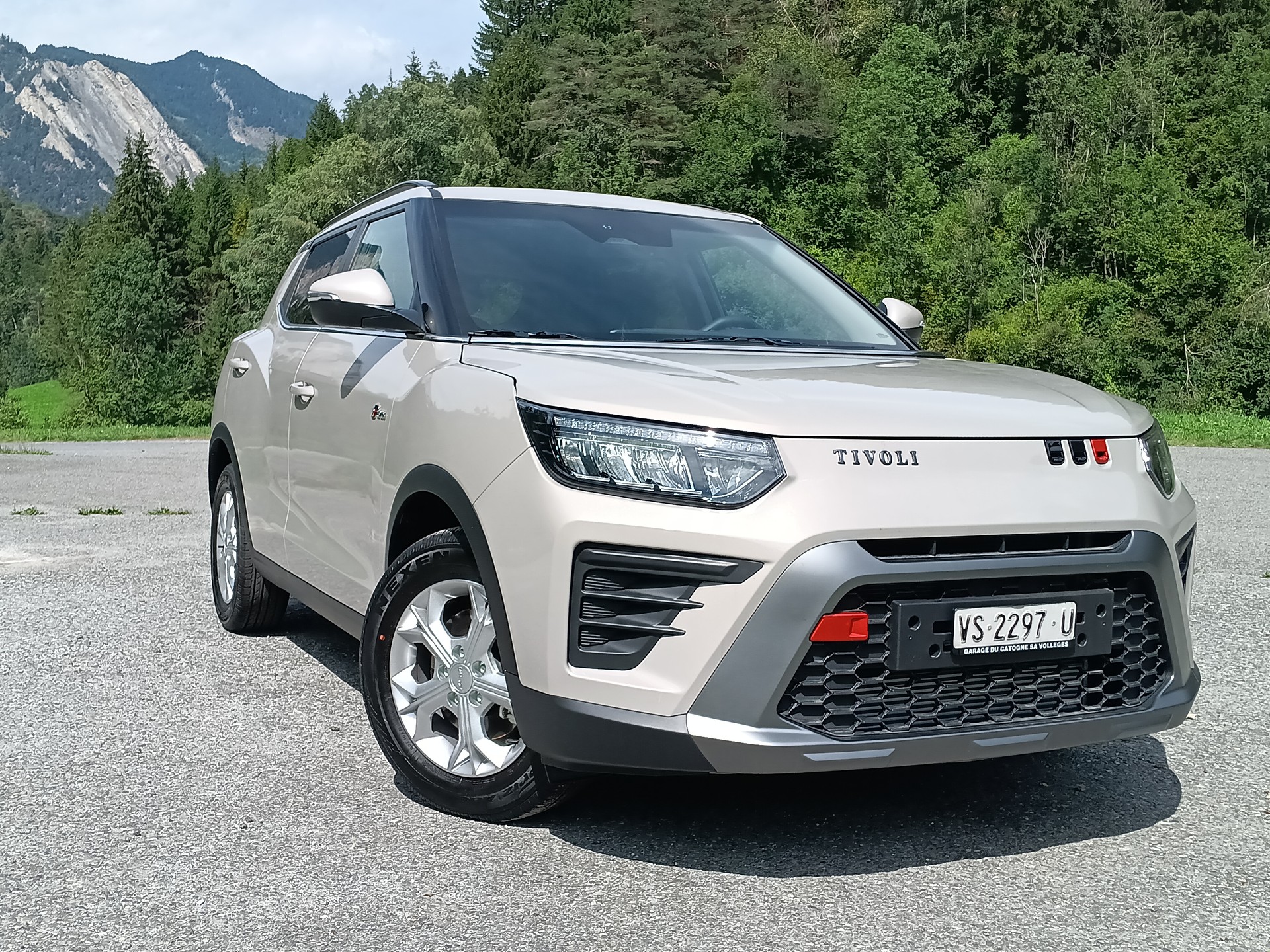 KGM-SsangYong Tivoli 1.5 T GDI Steel 4WD Automat-image-0