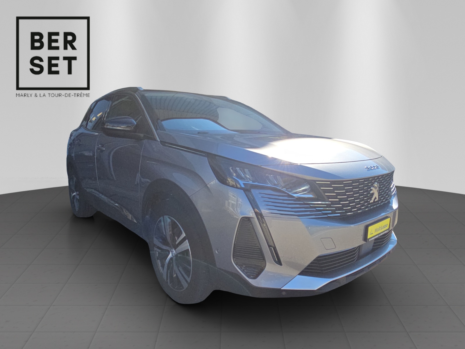 PEUGEOT 3008 1.2 Allure Pack-image-6