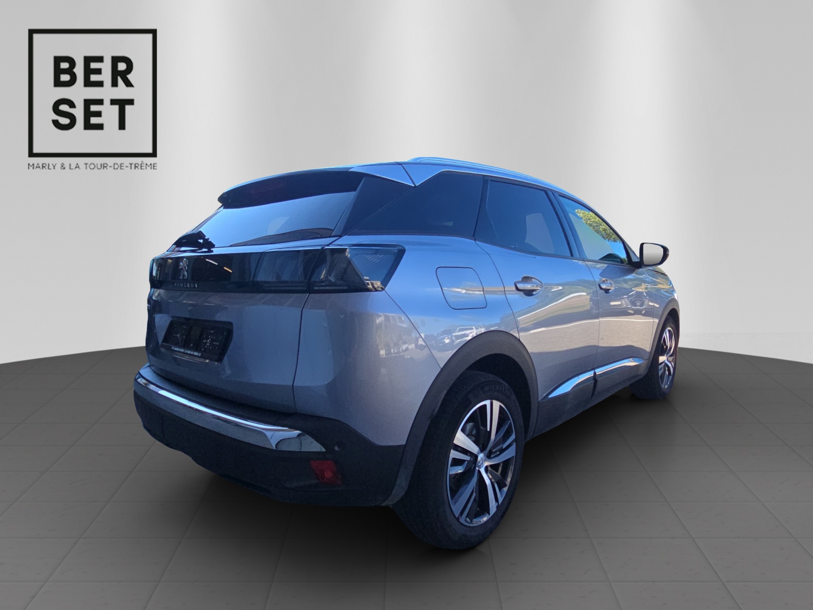PEUGEOT 3008 1.2 Allure Pack-image-4