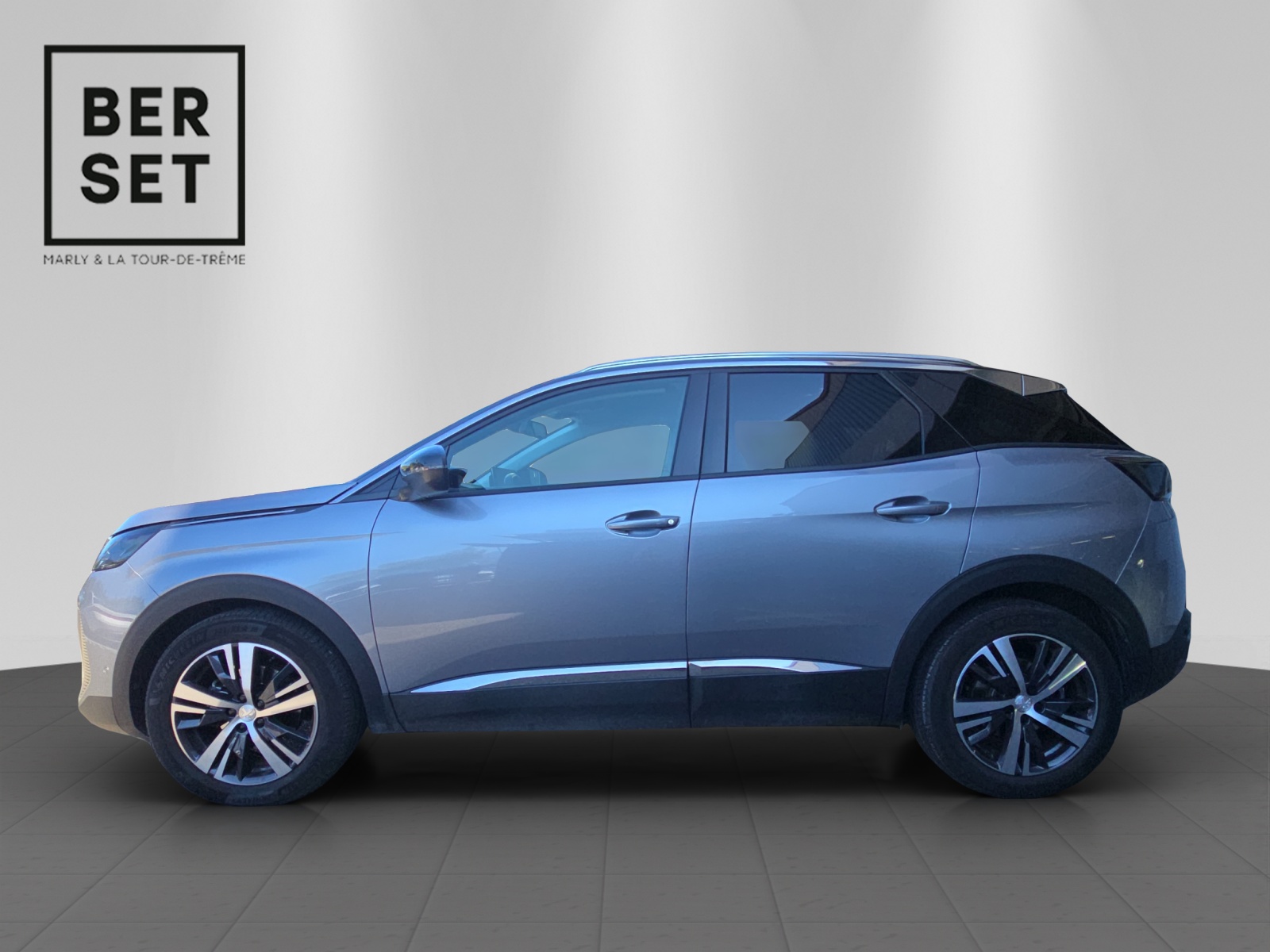 PEUGEOT 3008 1.2 Allure Pack-image-1