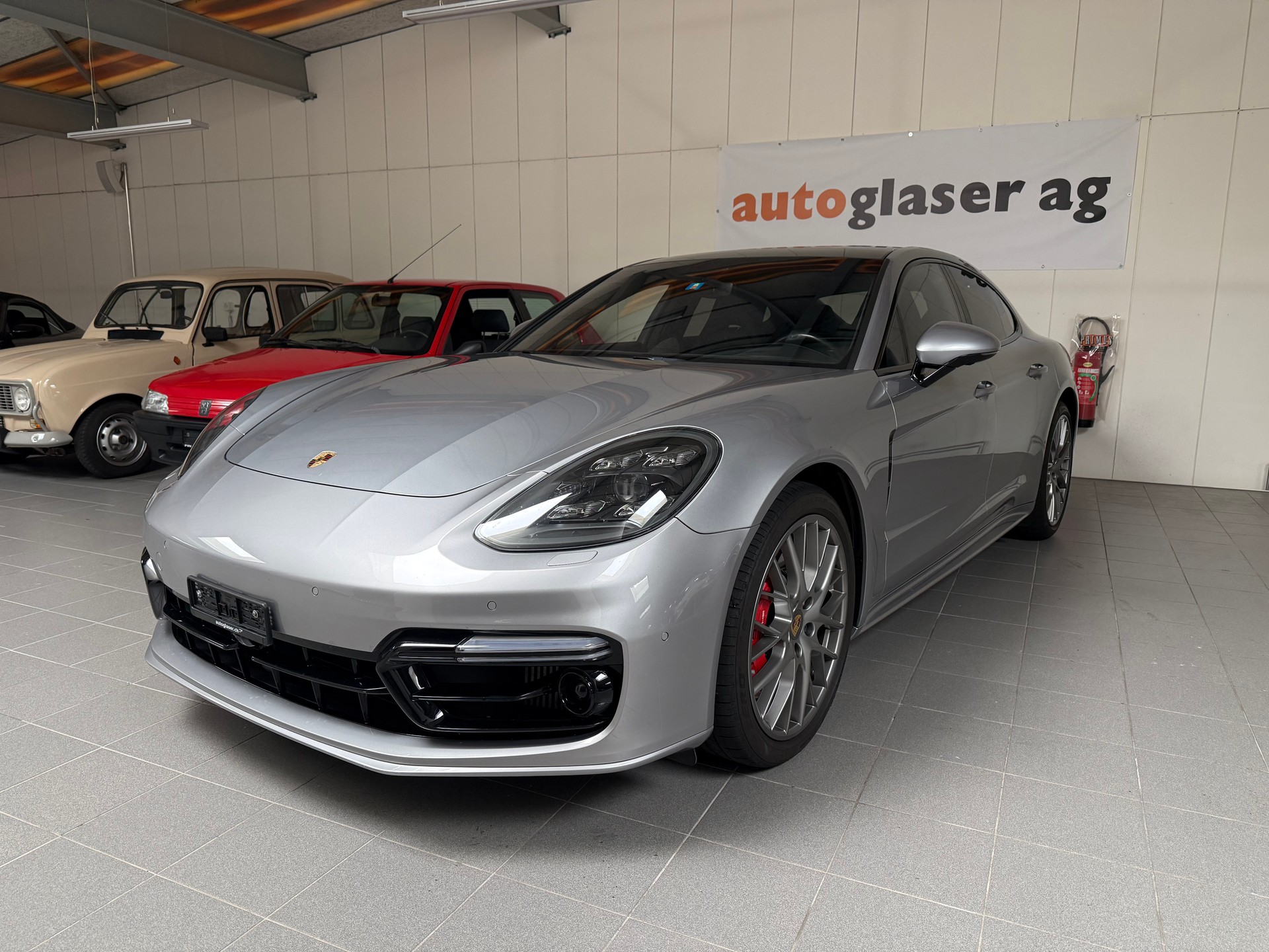 PORSCHE Panamera Turbo PDK-image-1
