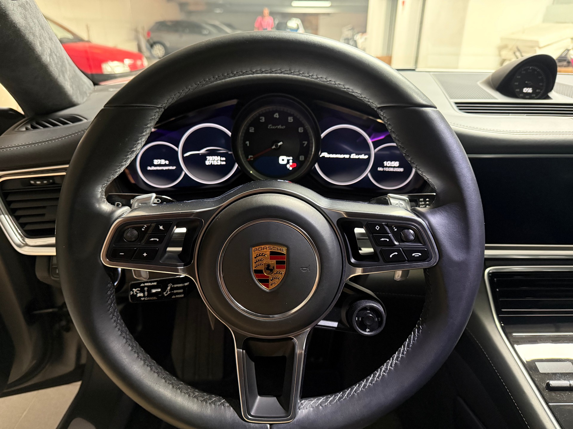 PORSCHE Panamera Turbo PDK-image-7