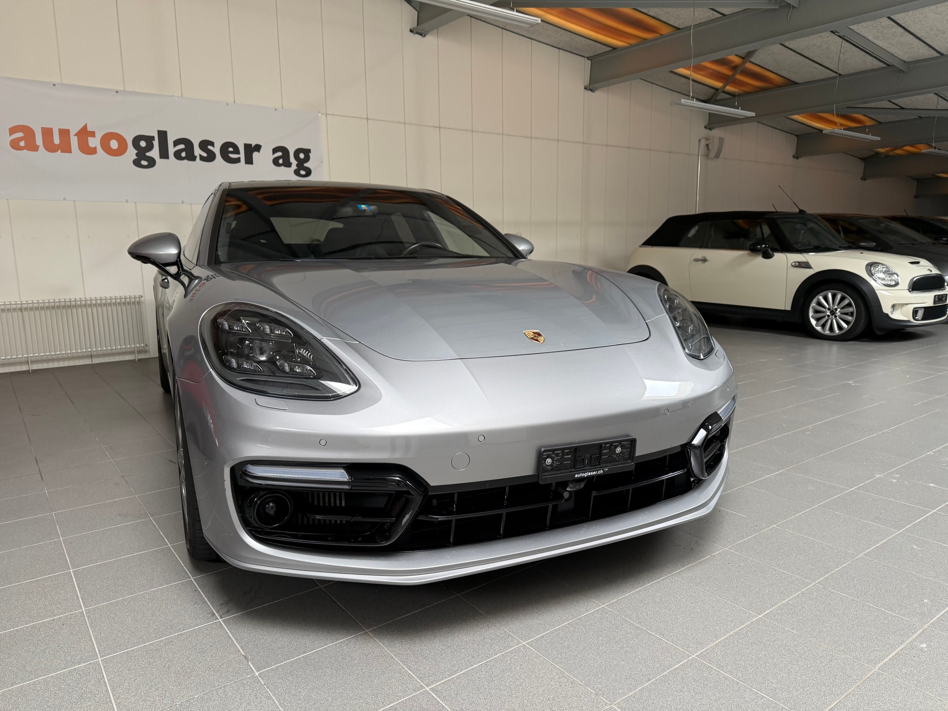 PORSCHE Panamera Turbo PDK-image-3