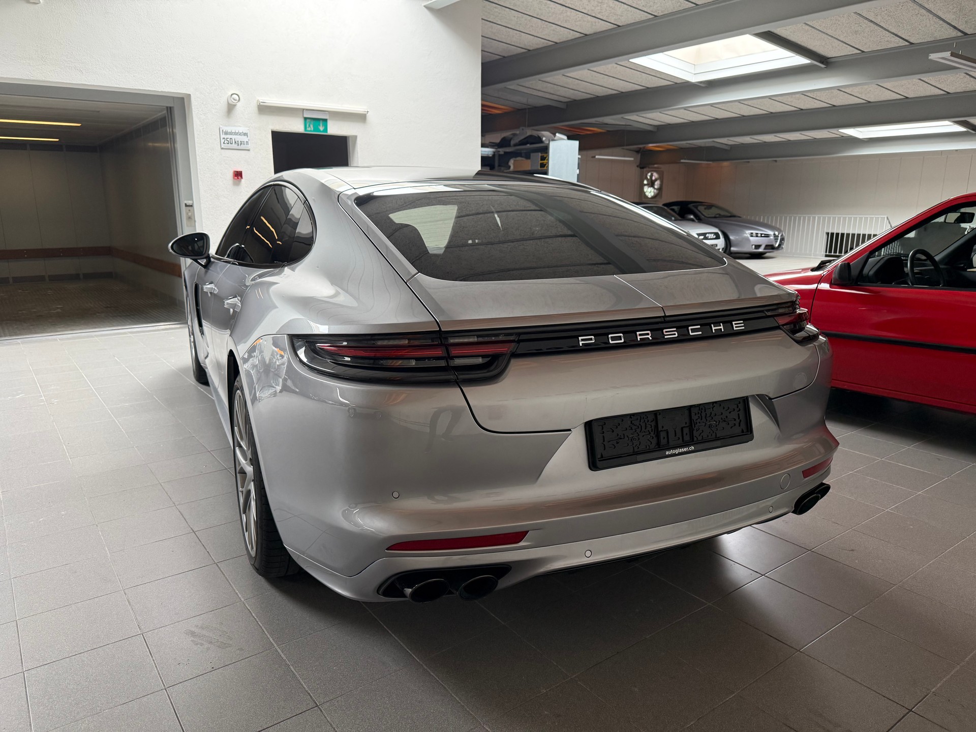 PORSCHE Panamera Turbo PDK-image-6