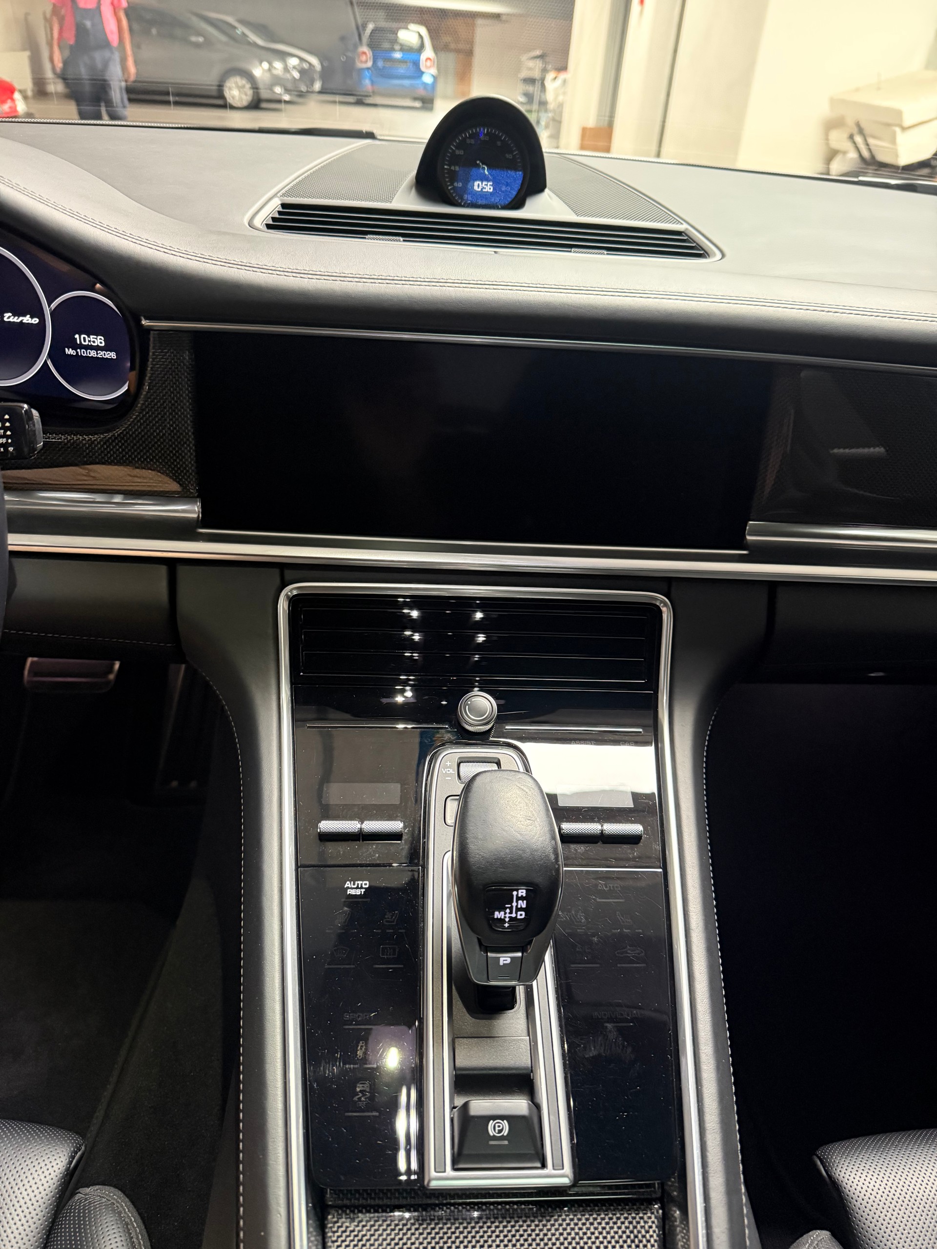 PORSCHE Panamera Turbo PDK-image-12