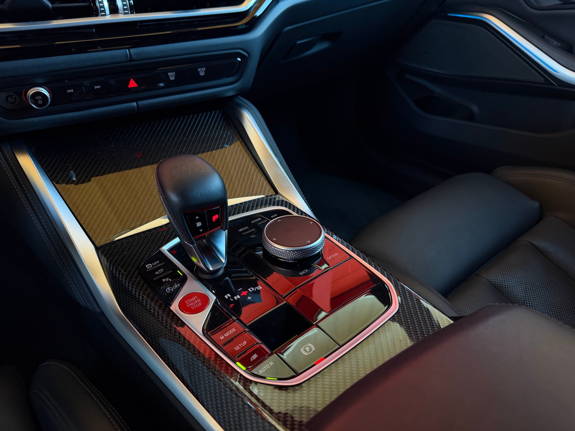 BMW M3 Touring xDrive Competition M *Individual Kreide Color* *Pack Carbon**-image-9
