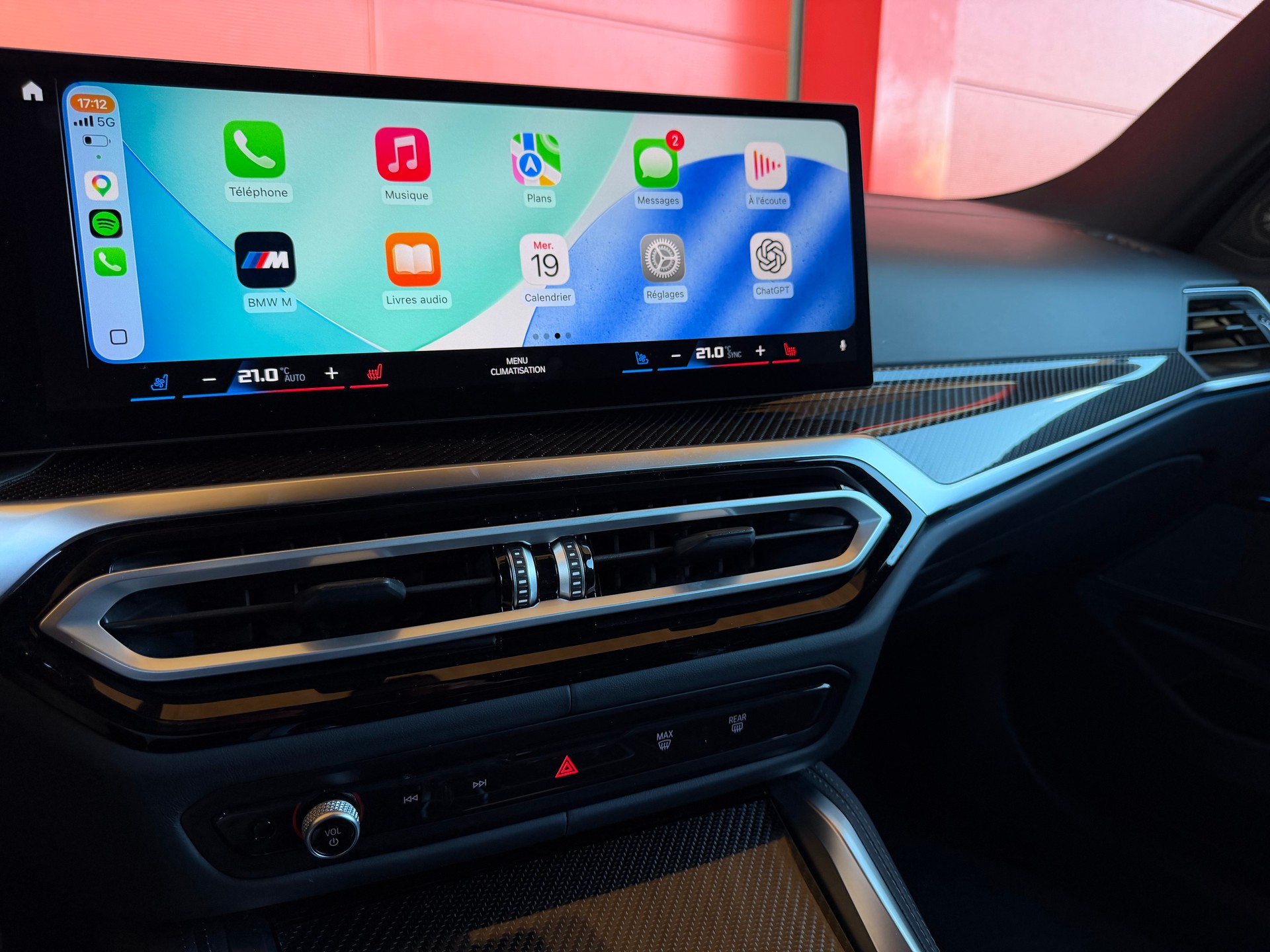 BMW M3 Touring xDrive Competition M *Individual Kreide Color* *Pack Carbon**-image-10