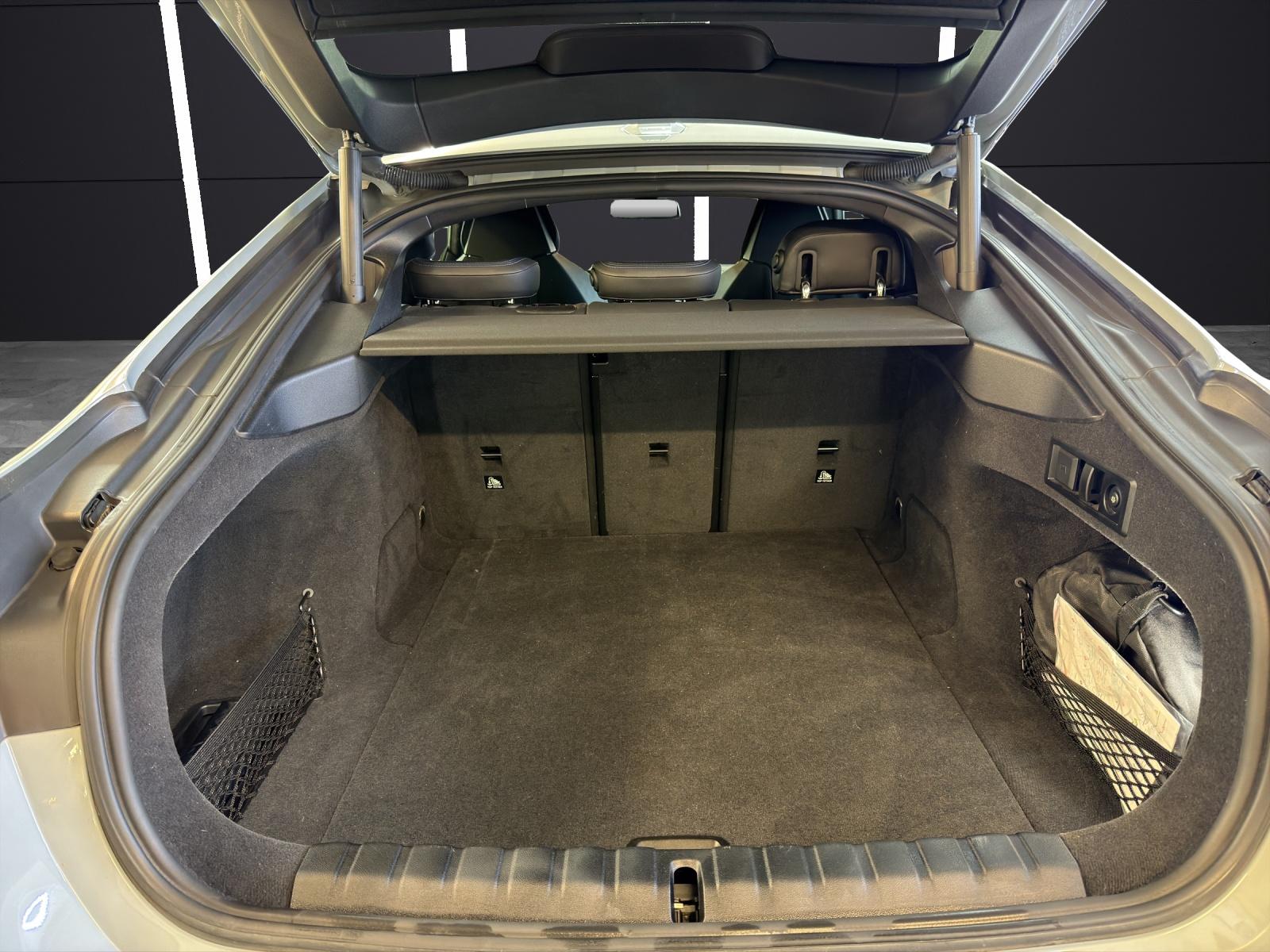 BMW i4 M50-image-12