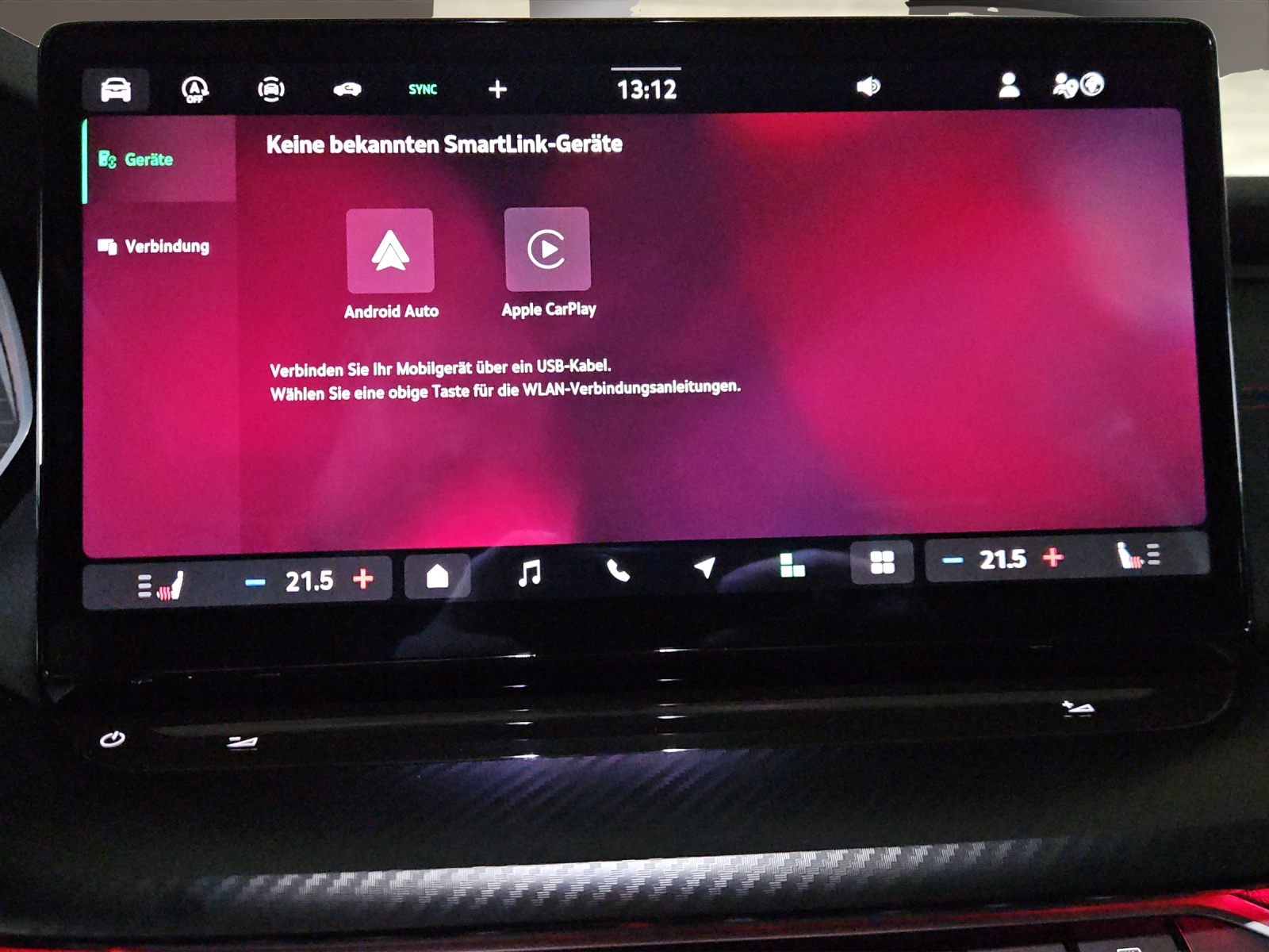 SKODA Octavia Combi 2.0 TSI DSG RS 30 Years Edition-image-18