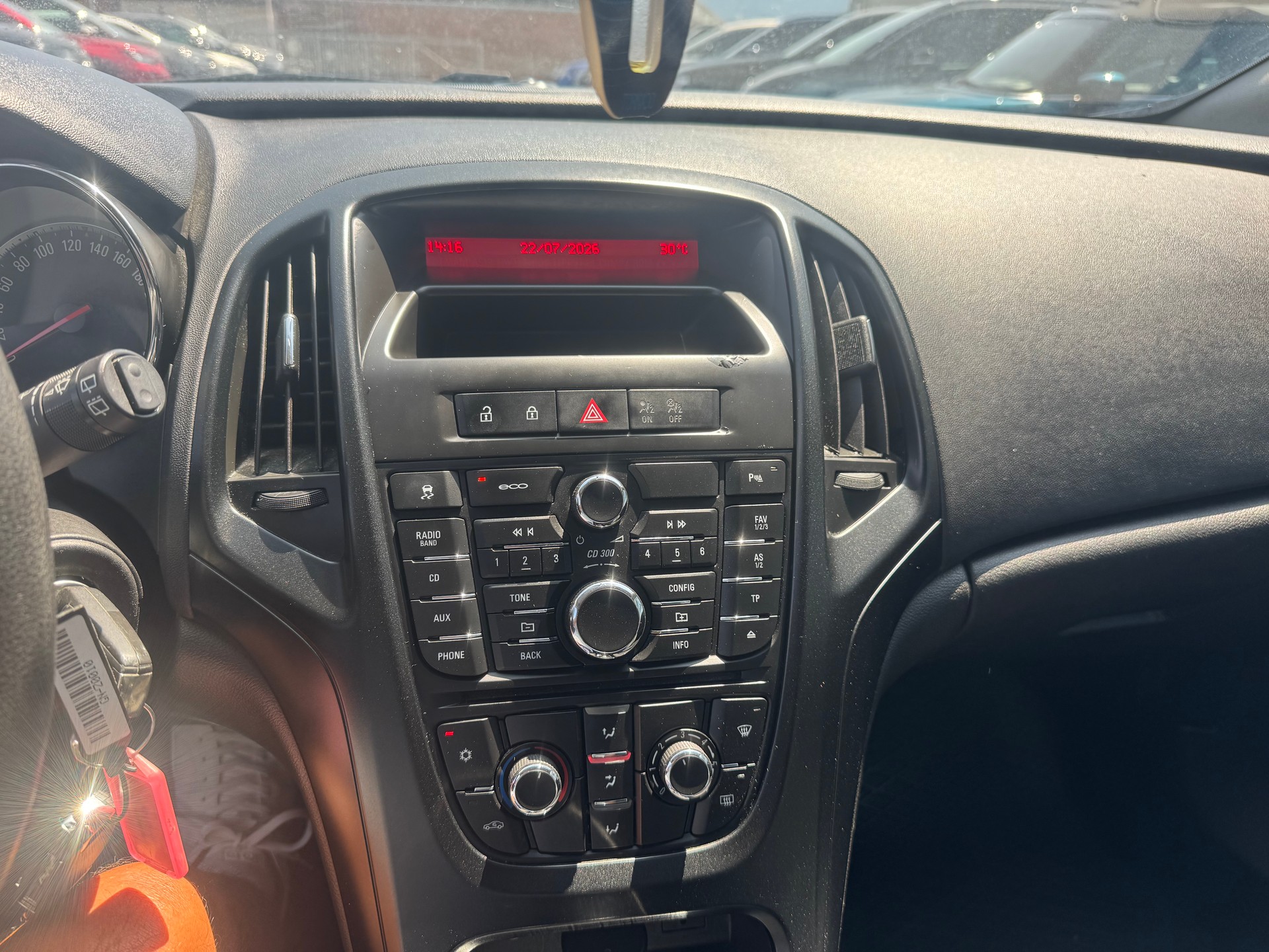 OPEL Astra SportsTourer 1.4i 16V Turbo-image-15