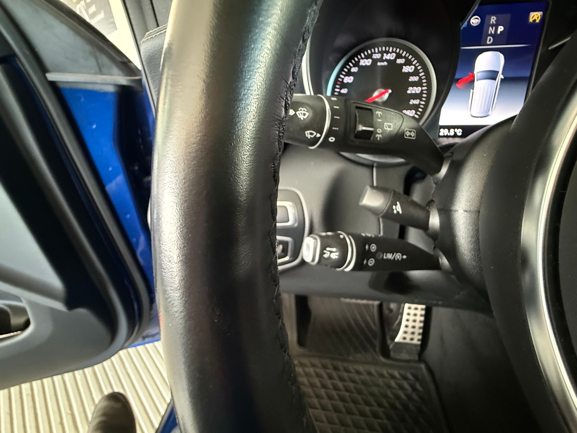 MERCEDES-BENZ GLC 250d Exclusive 4Matic-image-8