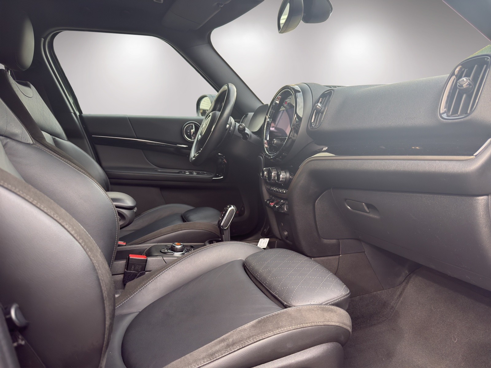MINI Countryman Cooper S ALL4 Steptronic-image-11