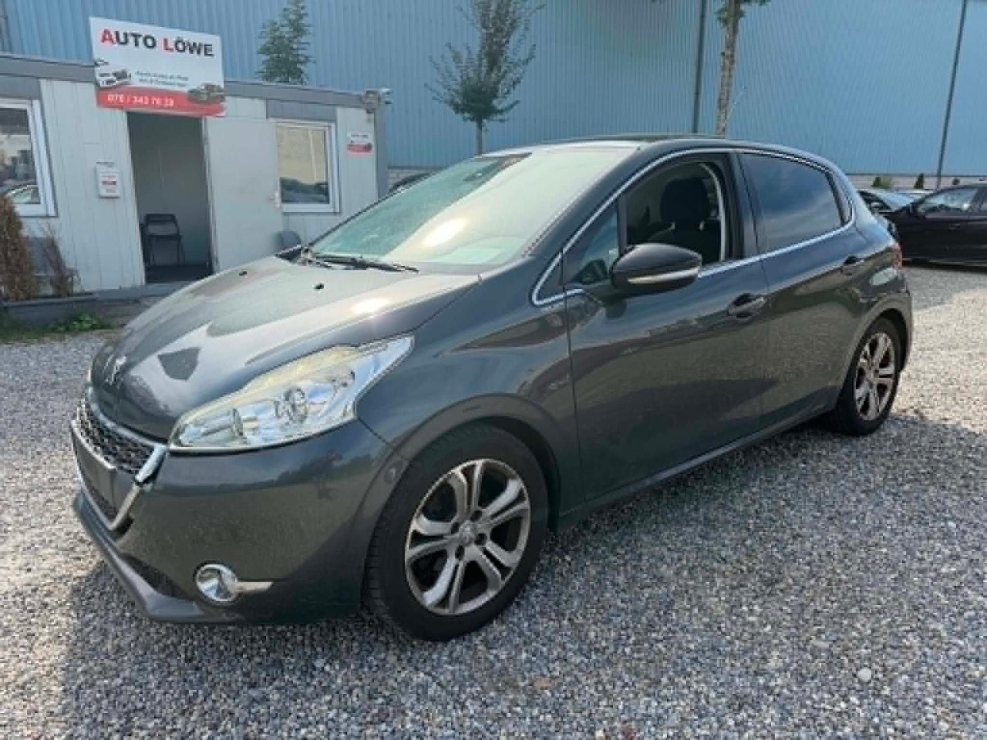 PEUGEOT 208 1.6 VTI Allure Automatik-image-12