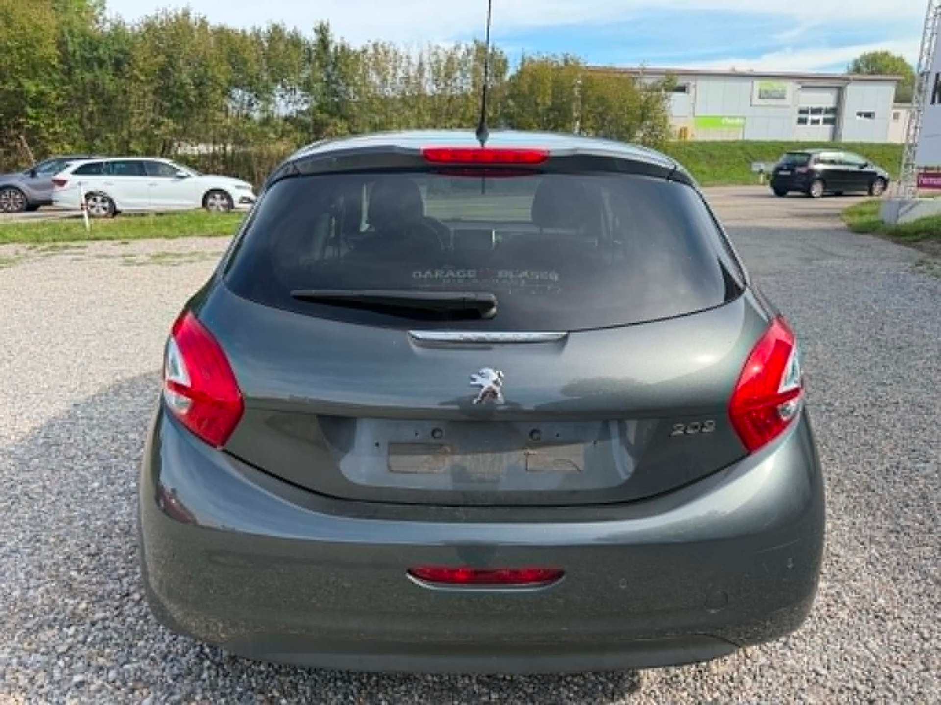 PEUGEOT 208 1.6 VTI Allure Automatik-image-9