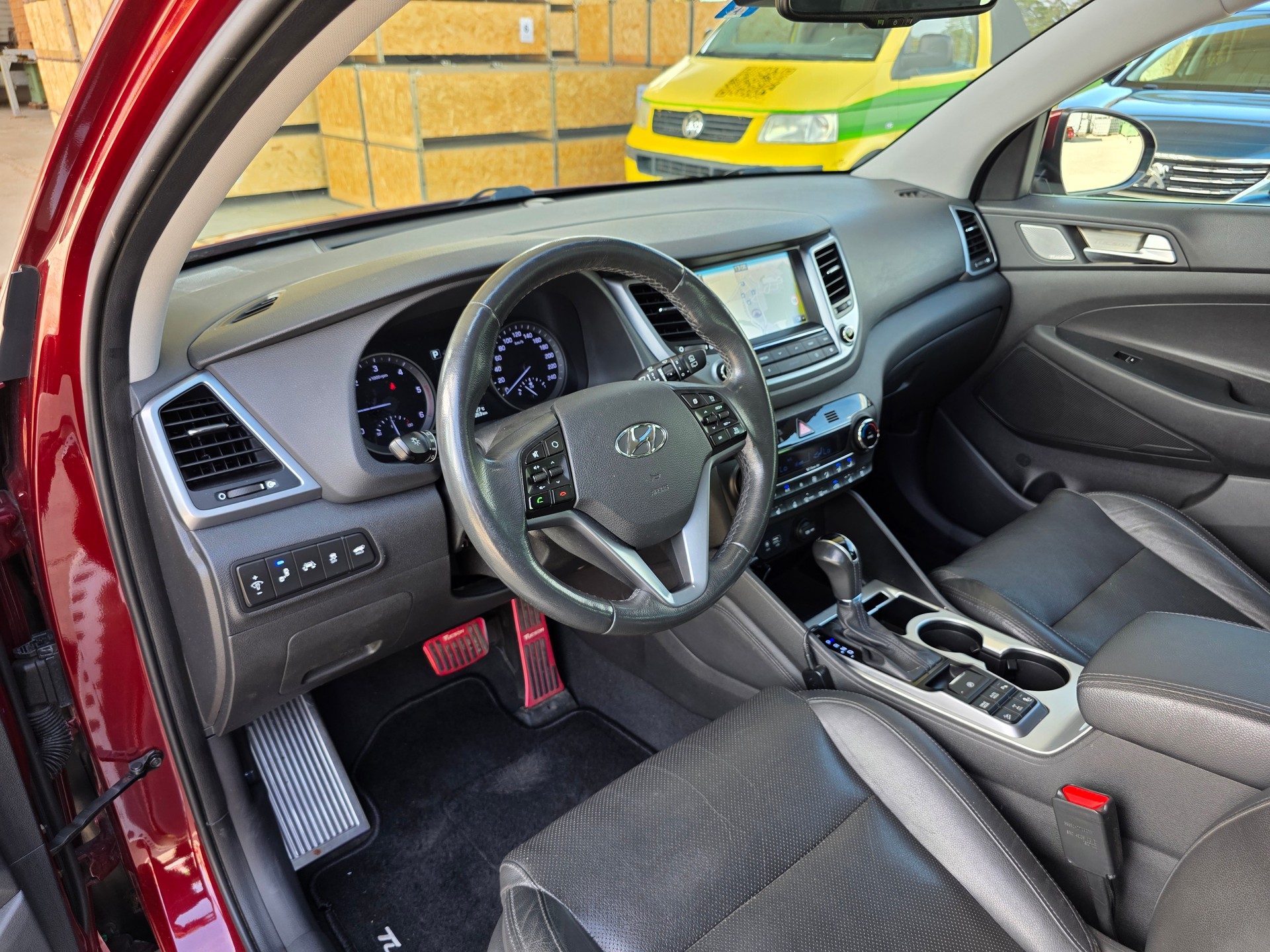 HYUNDAI Tucson 2.0 CRDI Vertex 4WD Automatic-image-11