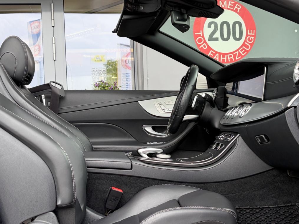MERCEDES-BENZ E 200 Cabriolet AMG Line 4 Matic 9G-Tronic-image-8