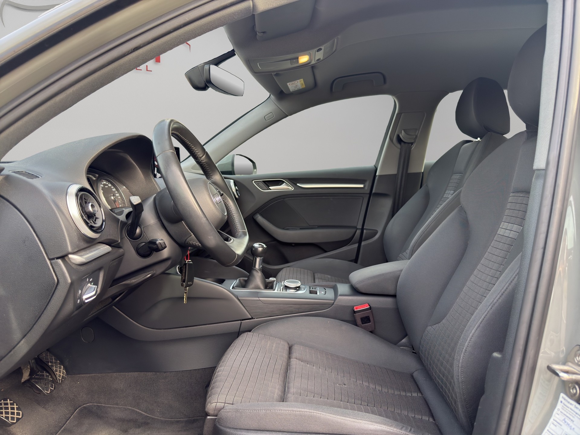 AUDI A3 Sportback 35 TFSI Sport-image-14