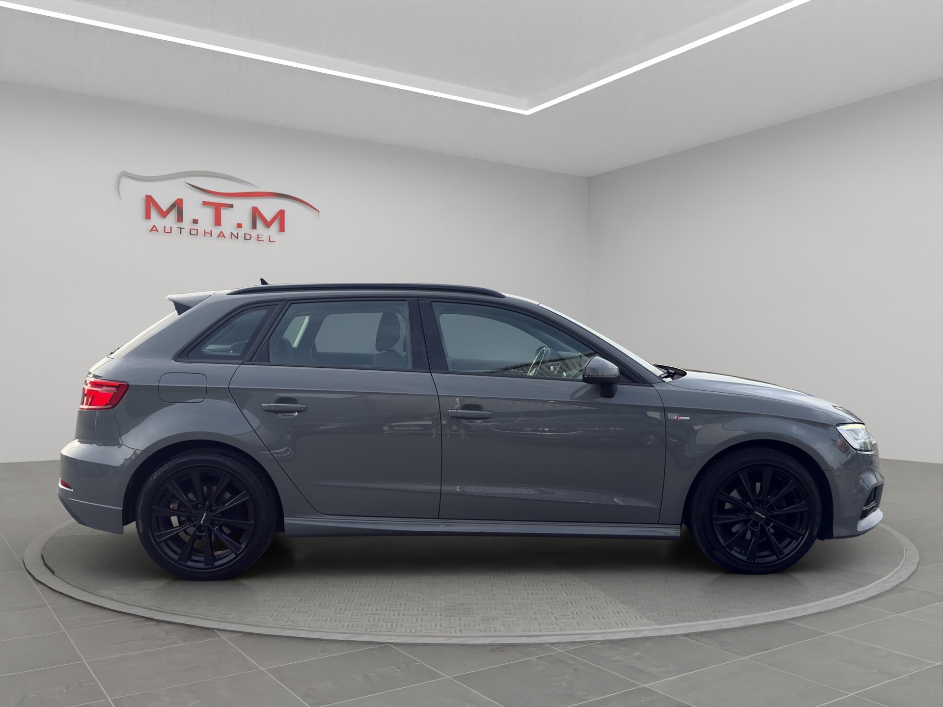 AUDI A3 Sportback 35 TFSI Sport-image-13