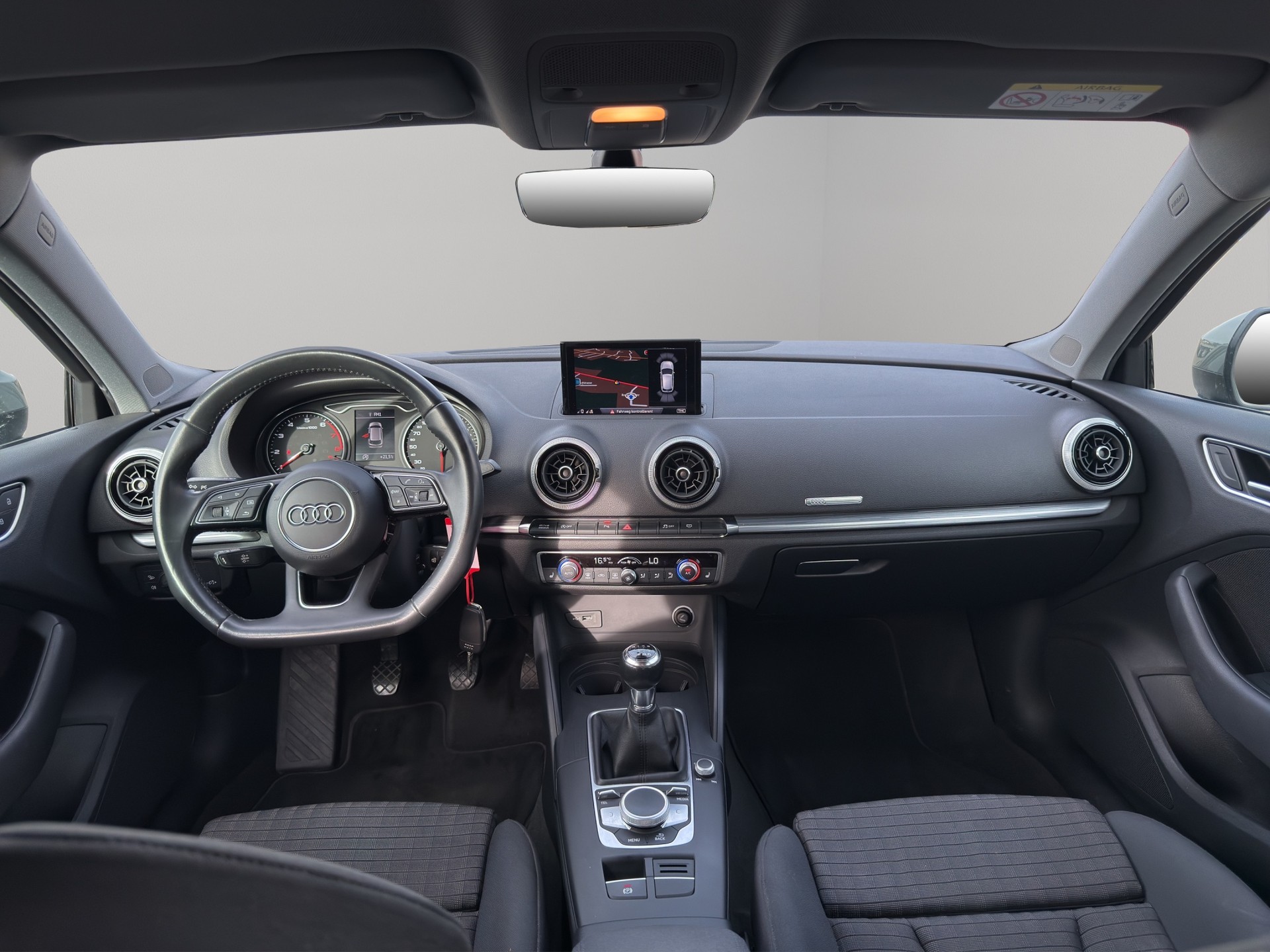 AUDI A3 Sportback 35 TFSI Sport-image-18