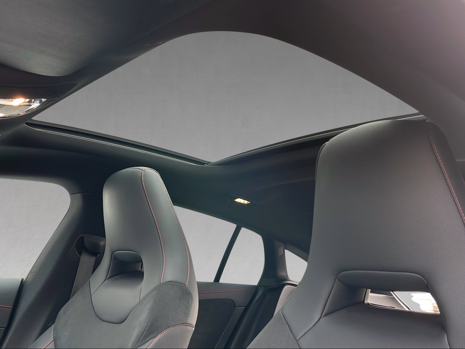 MERCEDES-BENZ CLA-Klasse X118 Shooting Brake CLA 200 AMG Line-image-10