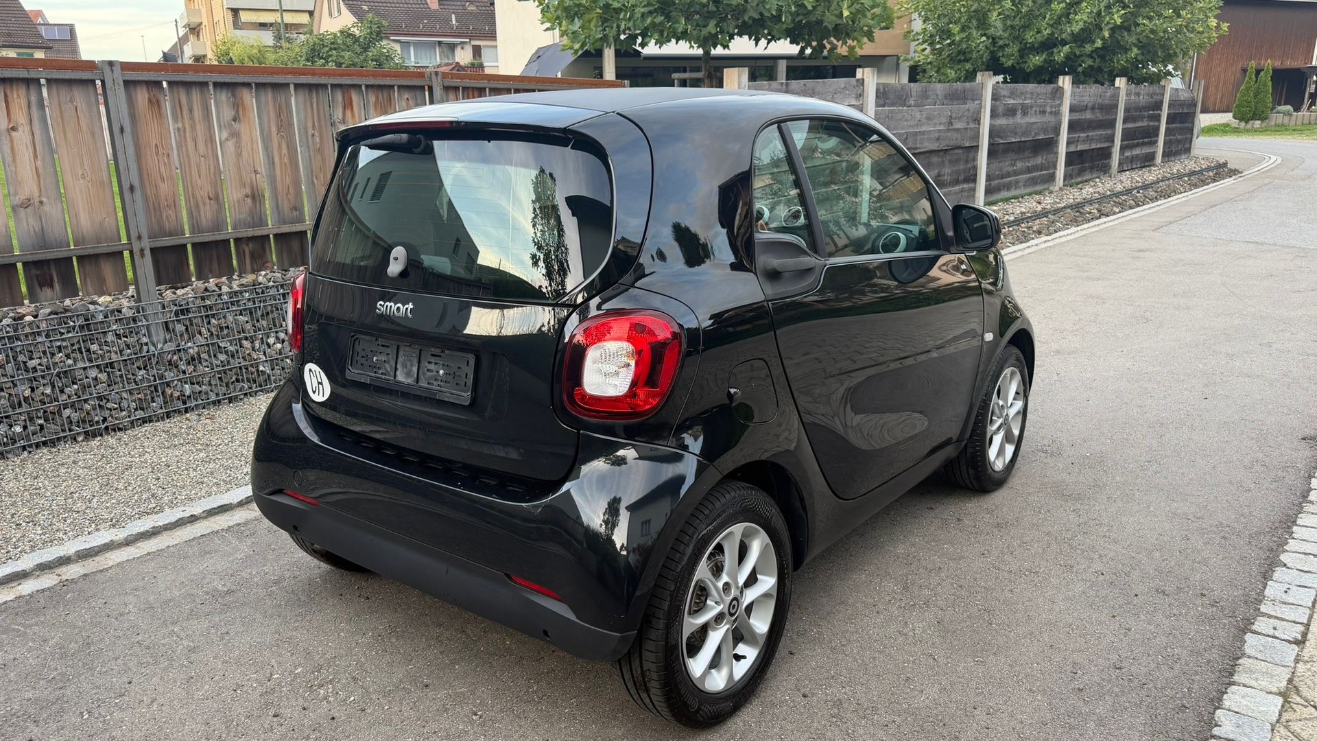 SMART 1.0 71-image-1