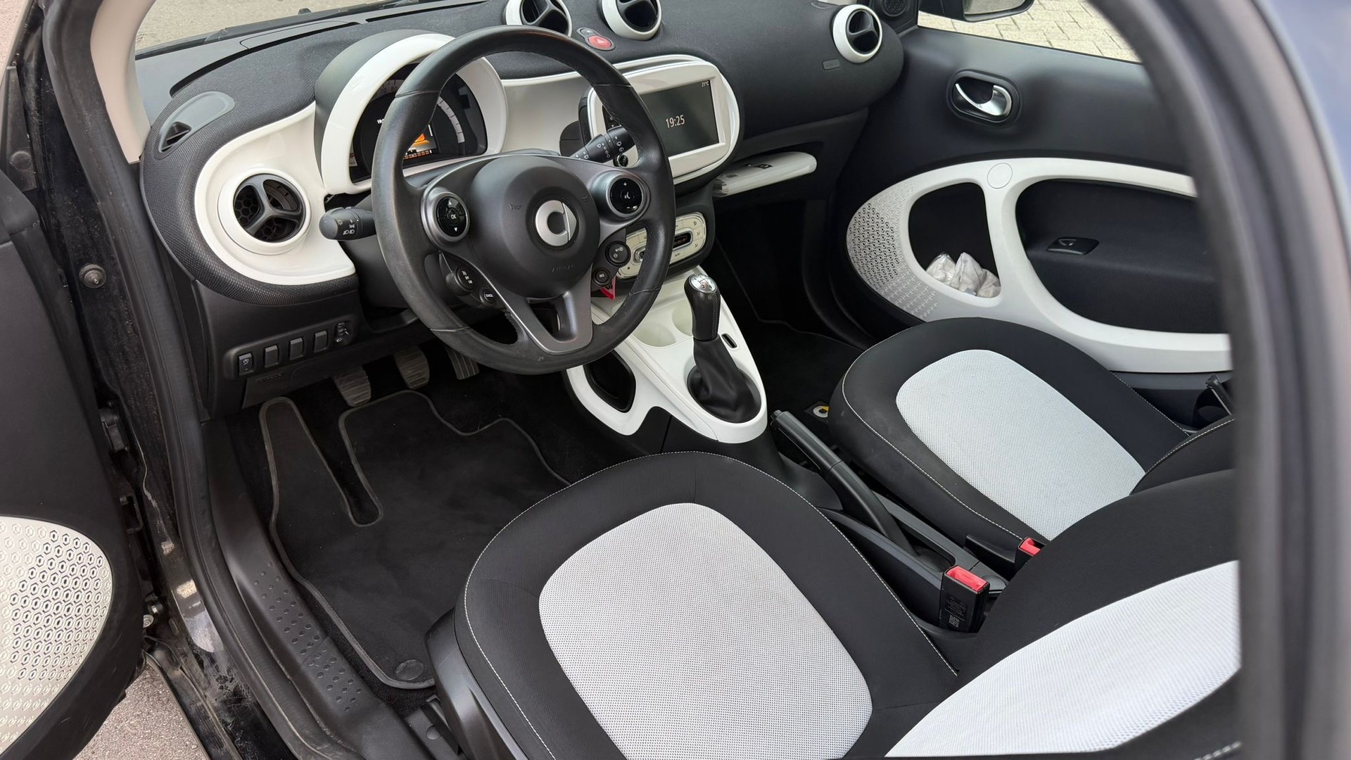 SMART 1.0 71-image-2