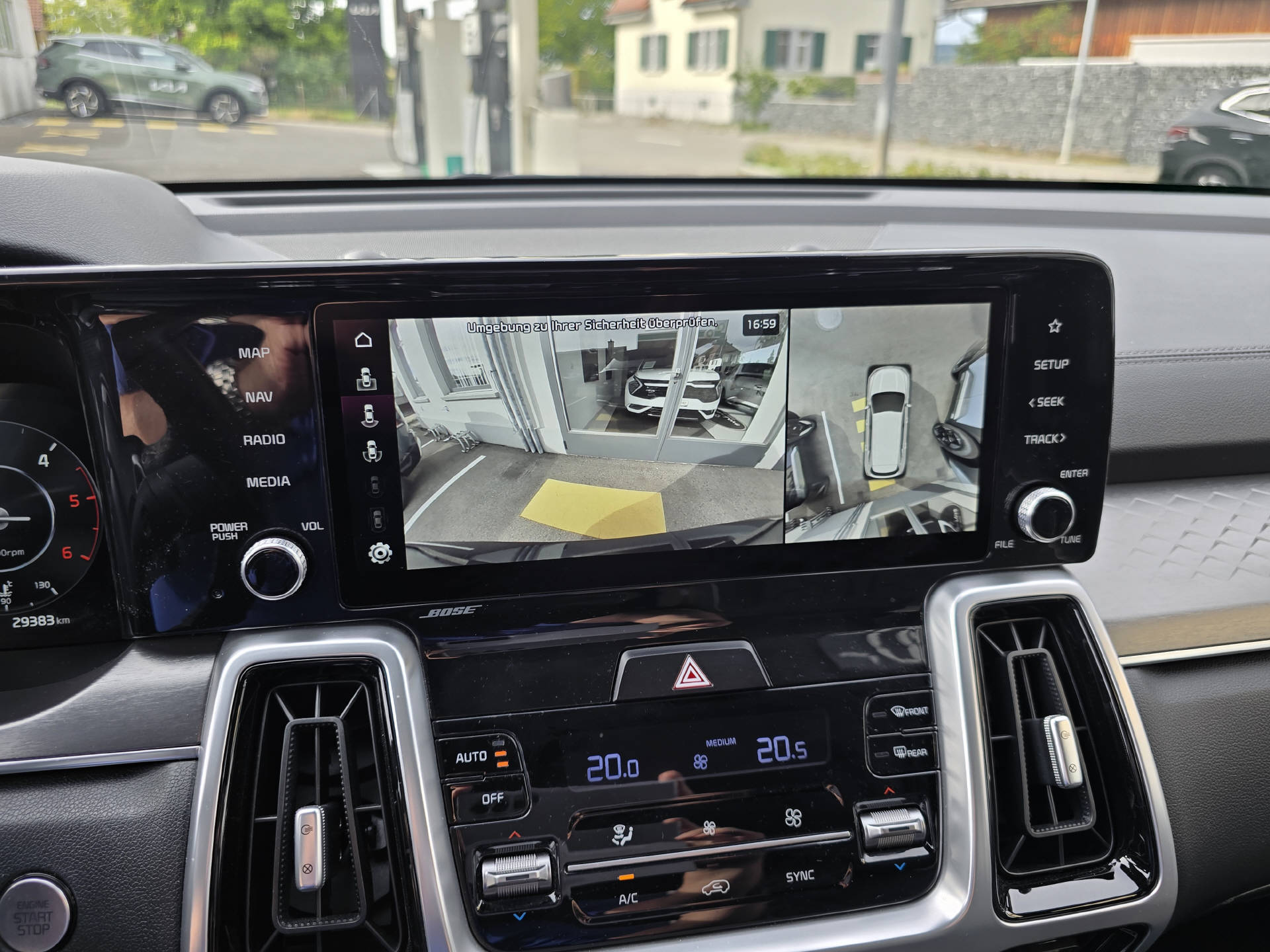 KIA Sorento 2.2 SmartD Style-image-10