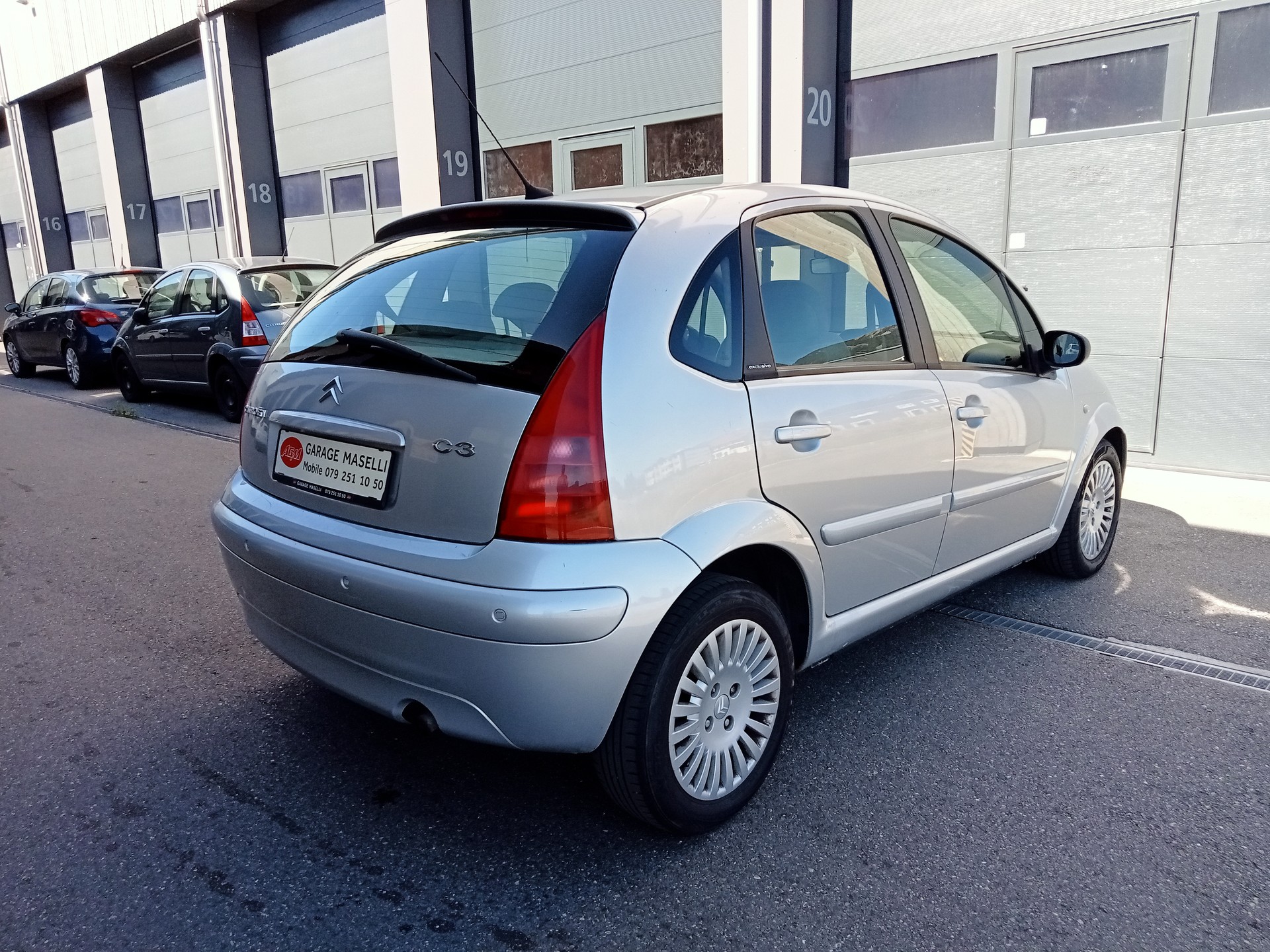 CITROEN C3 1.6i 16V Exclusive-image-4