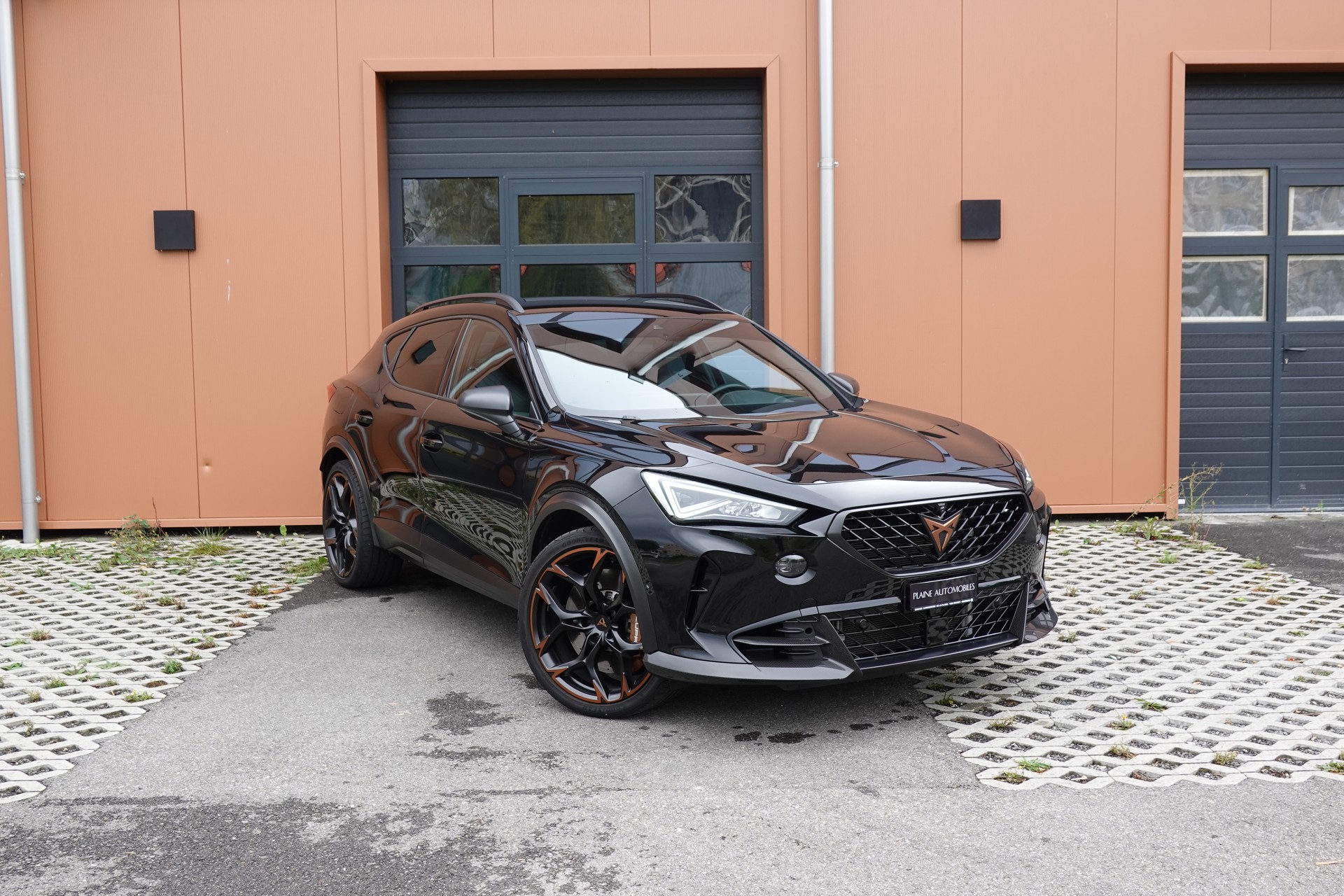 CUPRA Formentor 2.5TSI VZ5 DSG "* CH Auto * Feux LED* Sièges Chauffant * Clim Auto * Tempomat Adapt. * Caméra + Capteurs *"-image-0