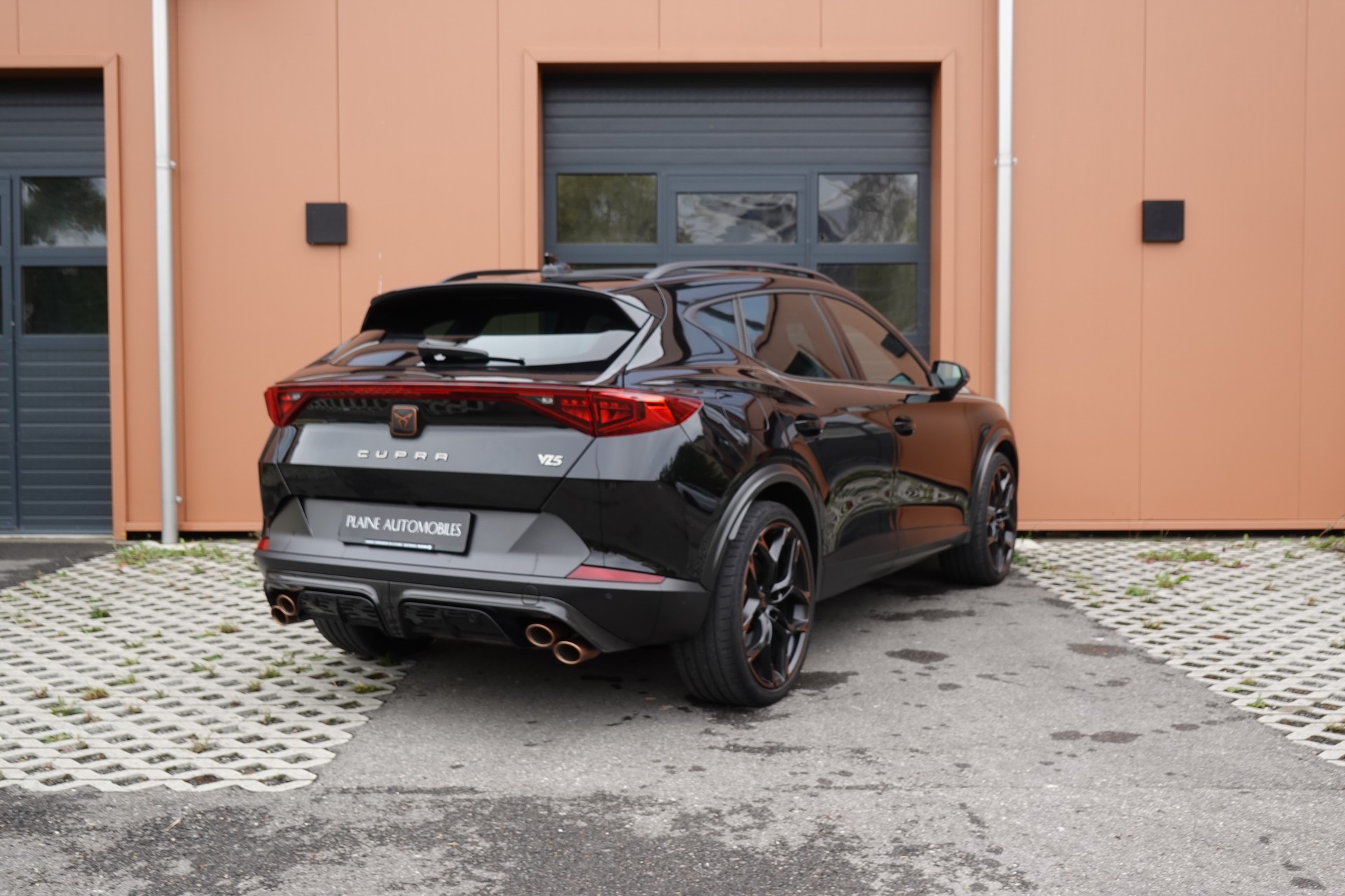 CUPRA Formentor 2.5TSI VZ5 DSG "* CH Auto * Feux LED* Sièges Chauffant * Clim Auto * Tempomat Adapt. * Caméra + Capteurs *"-image-8