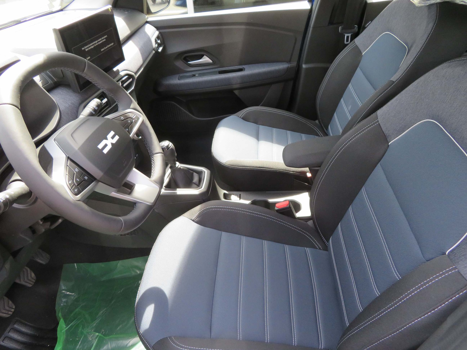 DACIA Sandero 1.0 TCe 100 Journey-image-8