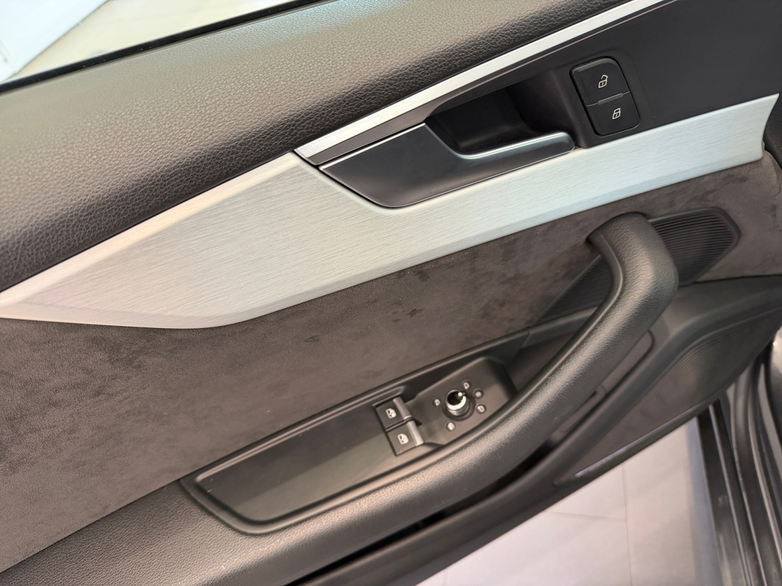 AUDI S5 Coupé 3.0 TFSI quattro tiptronic-image-16