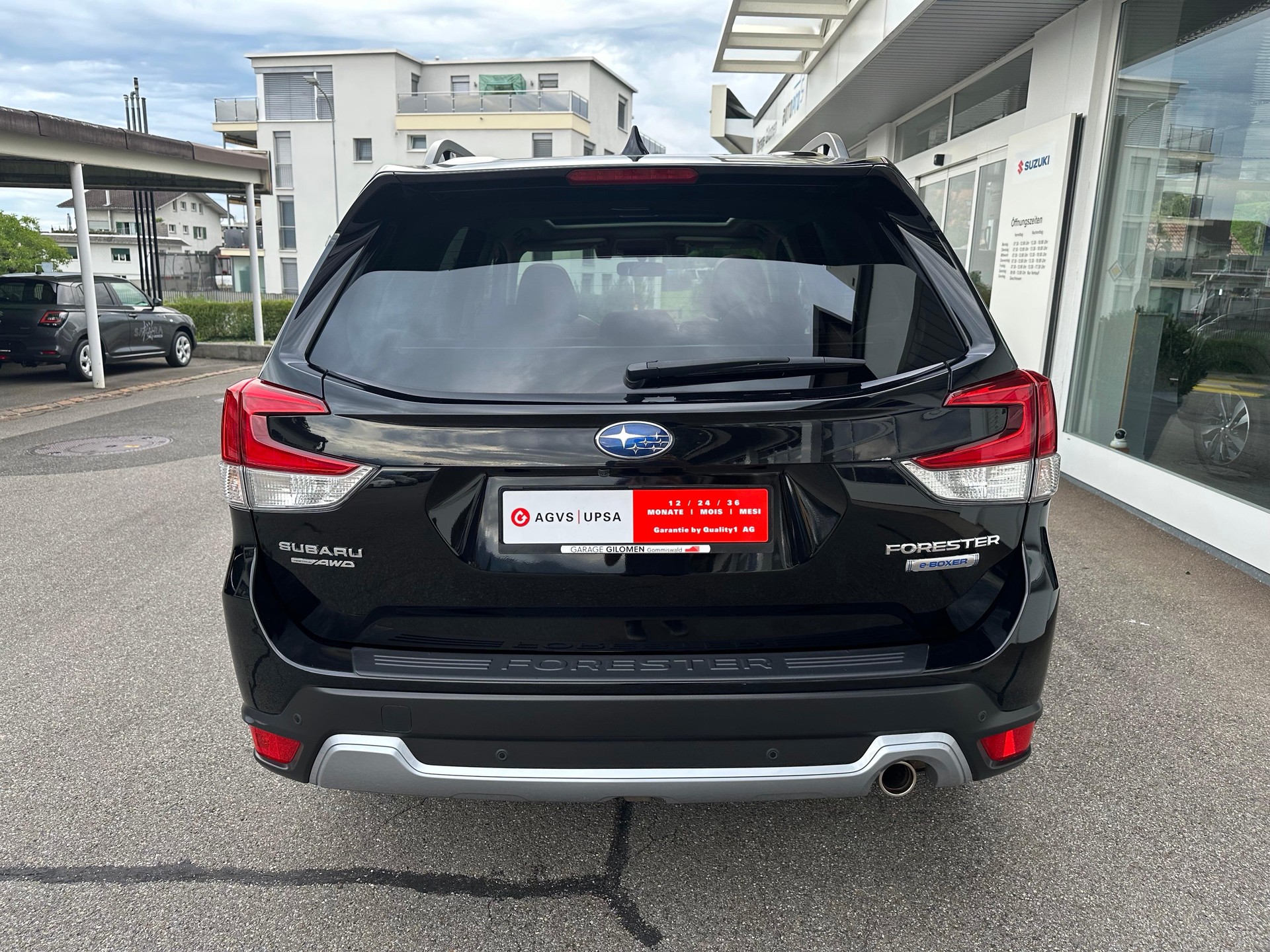 SUBARU Forester Station 2.0i e-Boxer Luxury-image-5