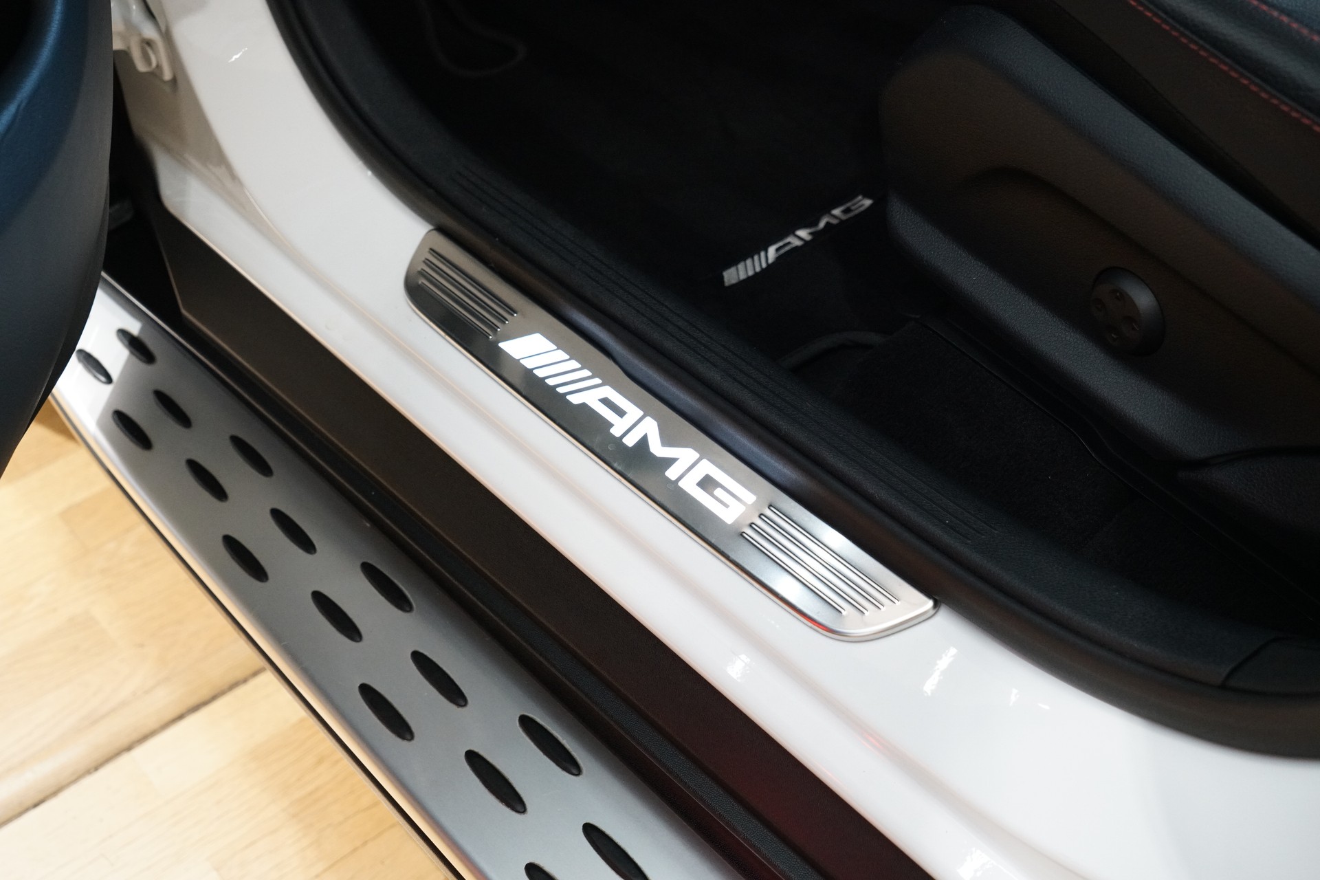 MERCEDES-BENZ GLC 43 AMG 4Matic 9G-Tronic-image-12