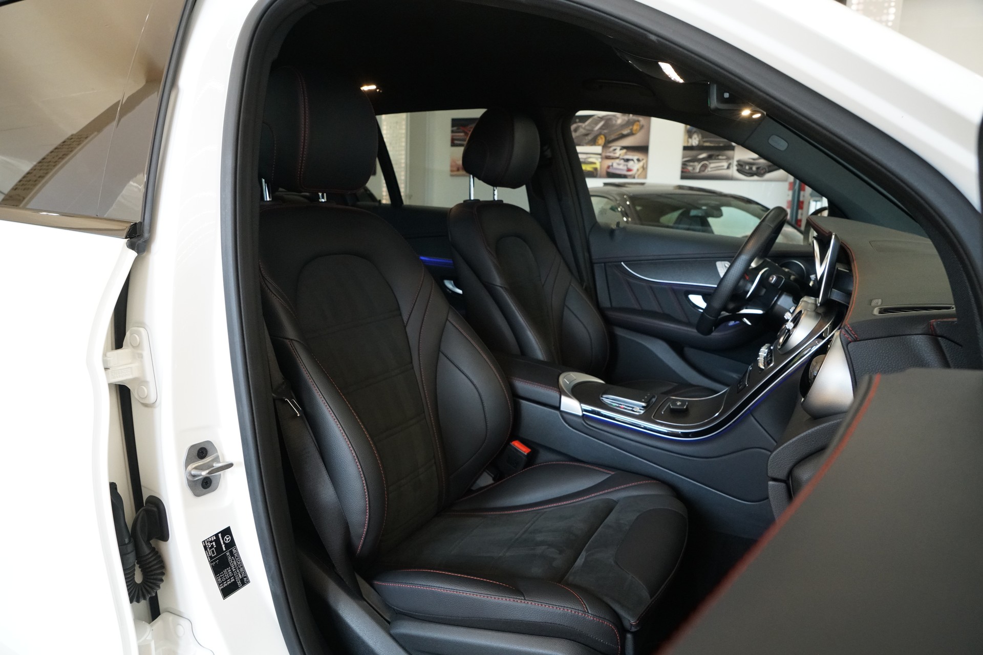MERCEDES-BENZ GLC 43 AMG 4Matic 9G-Tronic-image-24