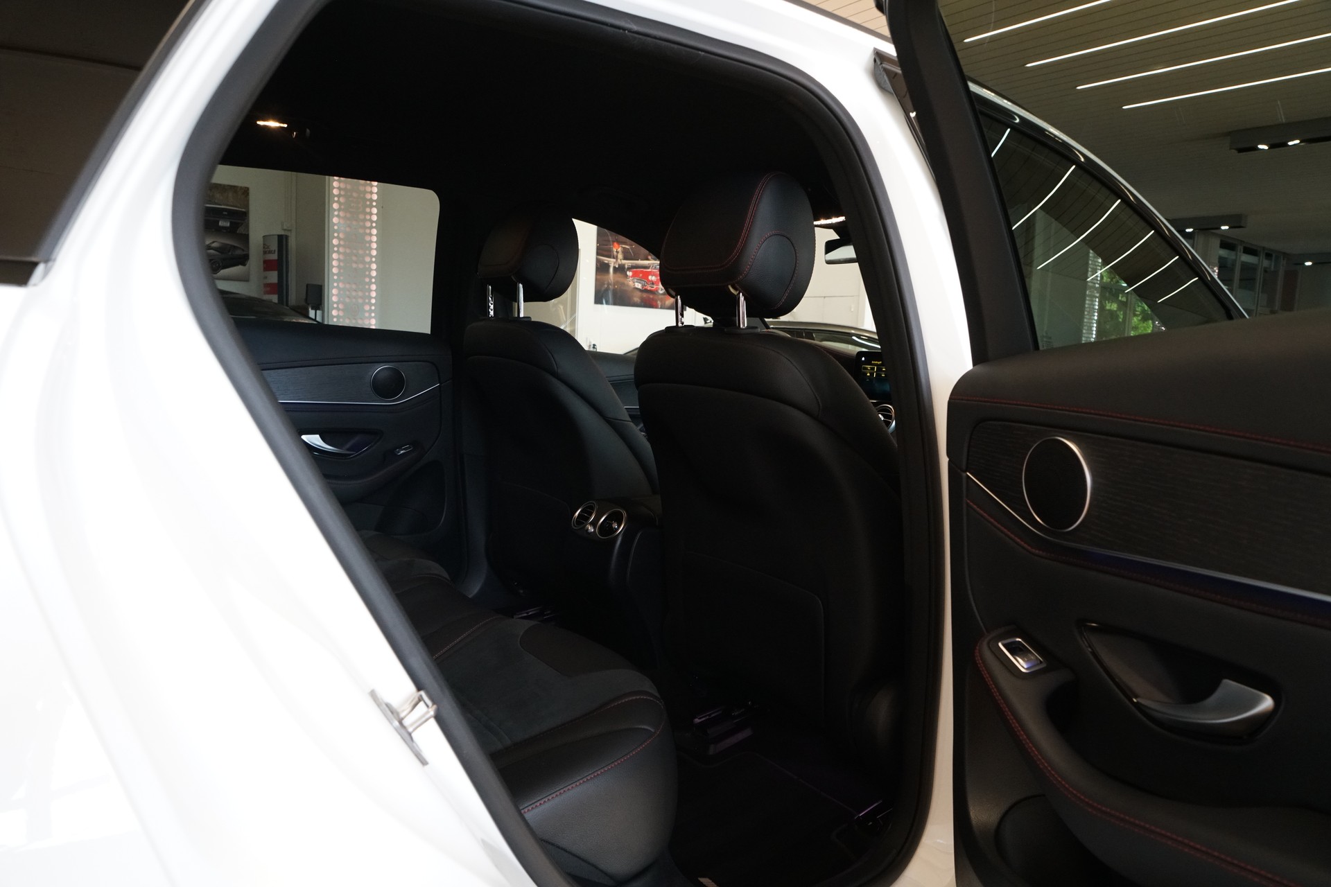 MERCEDES-BENZ GLC 43 AMG 4Matic 9G-Tronic-image-21