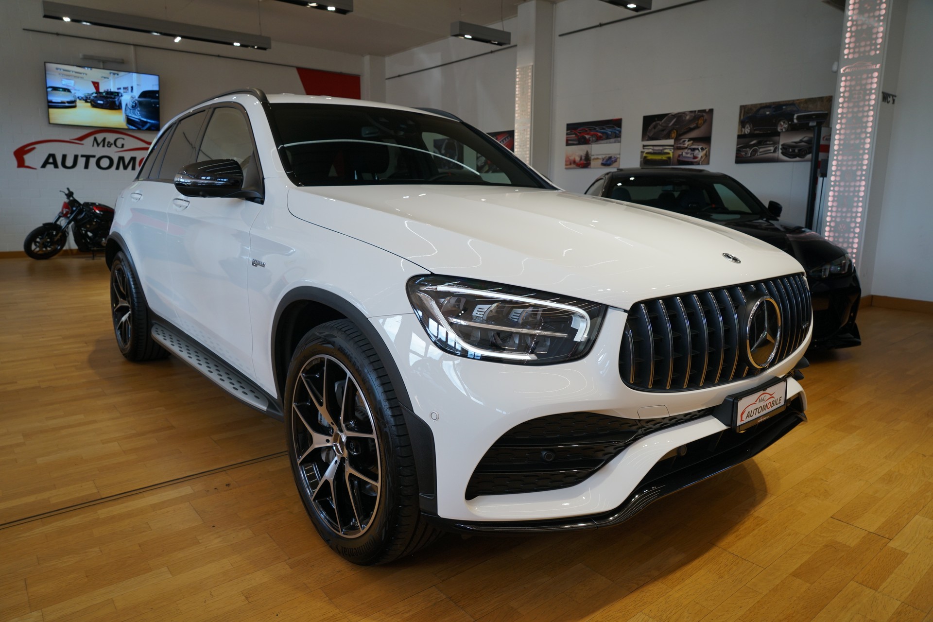MERCEDES-BENZ GLC 43 AMG 4Matic 9G-Tronic-image-2