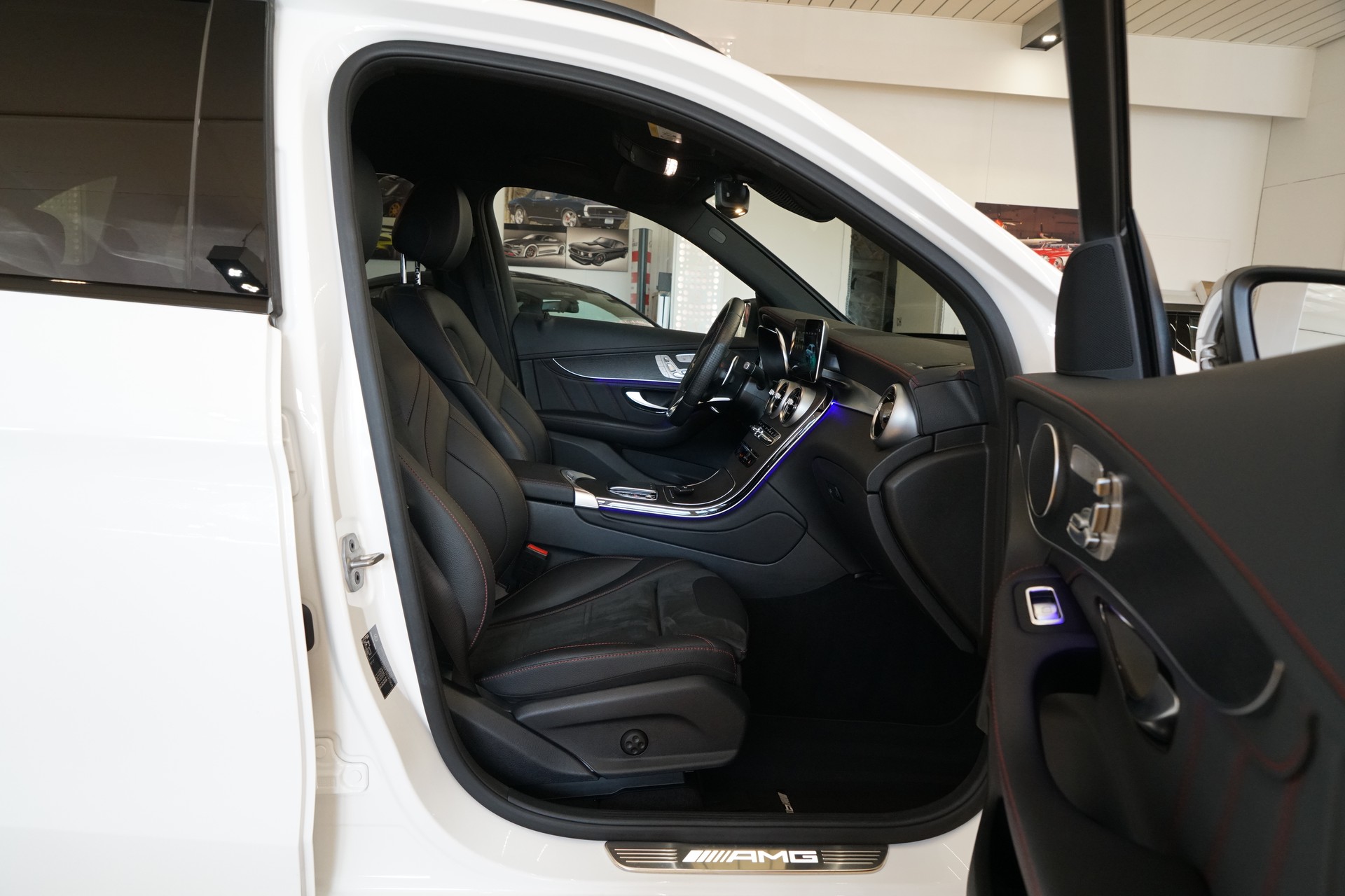 MERCEDES-BENZ GLC 43 AMG 4Matic 9G-Tronic-image-25