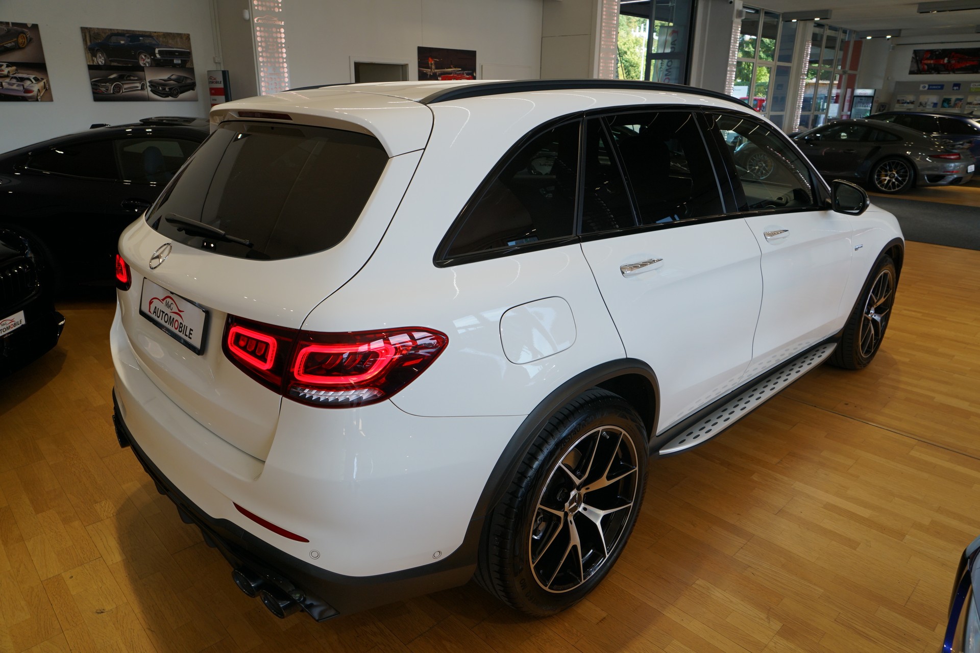 MERCEDES-BENZ GLC 43 AMG 4Matic 9G-Tronic-image-9