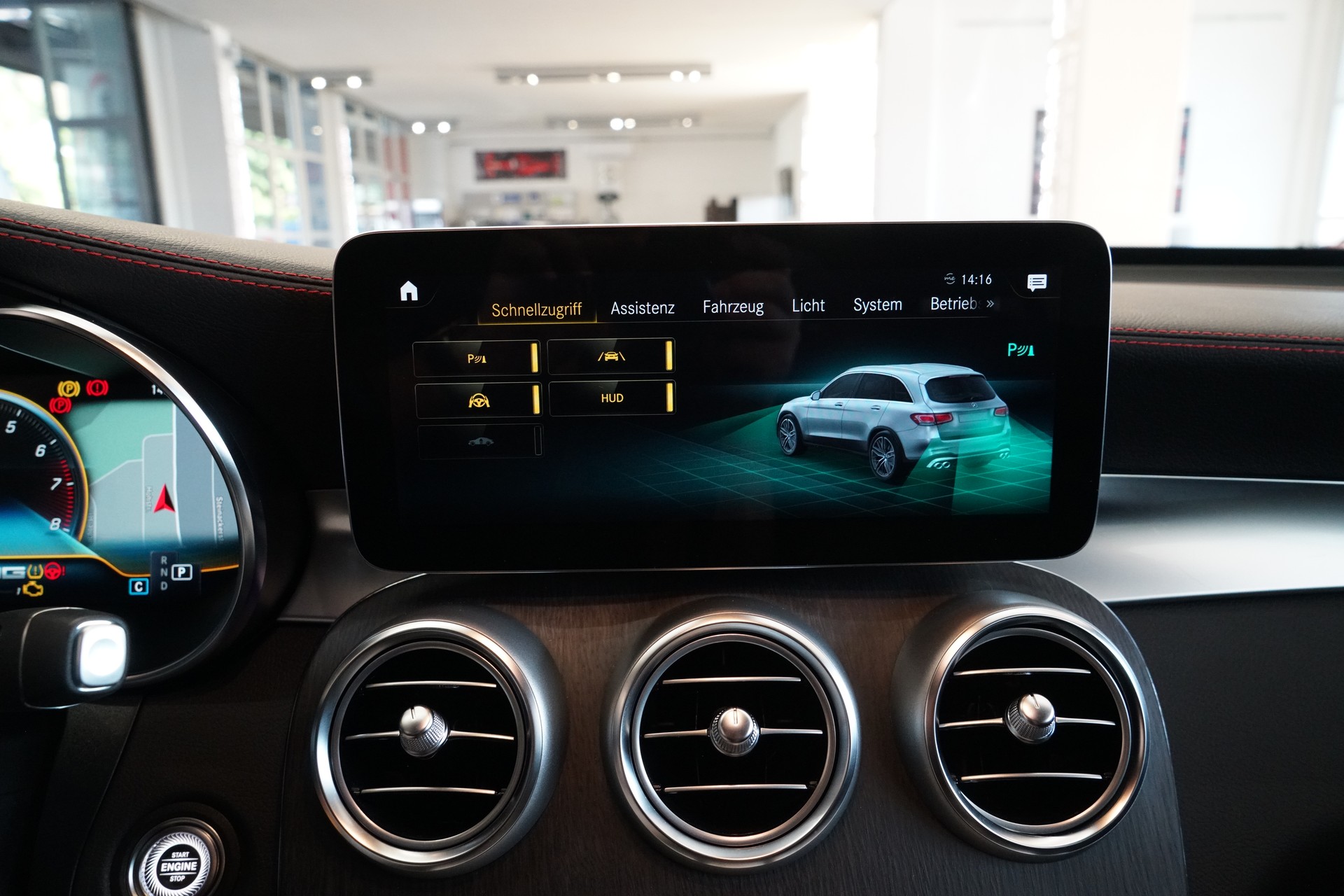 MERCEDES-BENZ GLC 43 AMG 4Matic 9G-Tronic-image-18