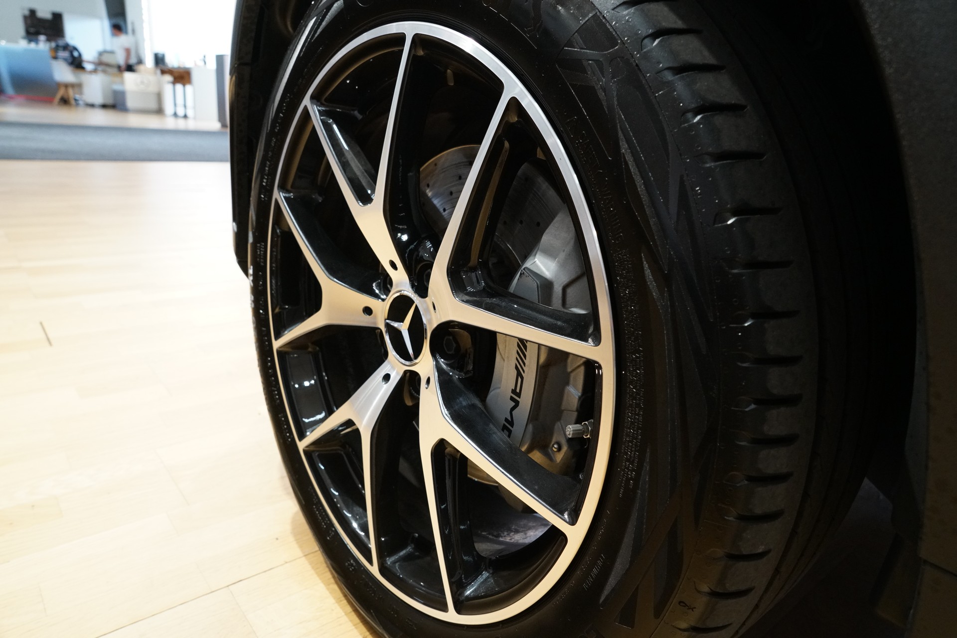 MERCEDES-BENZ GLC 43 AMG 4Matic 9G-Tronic-image-3