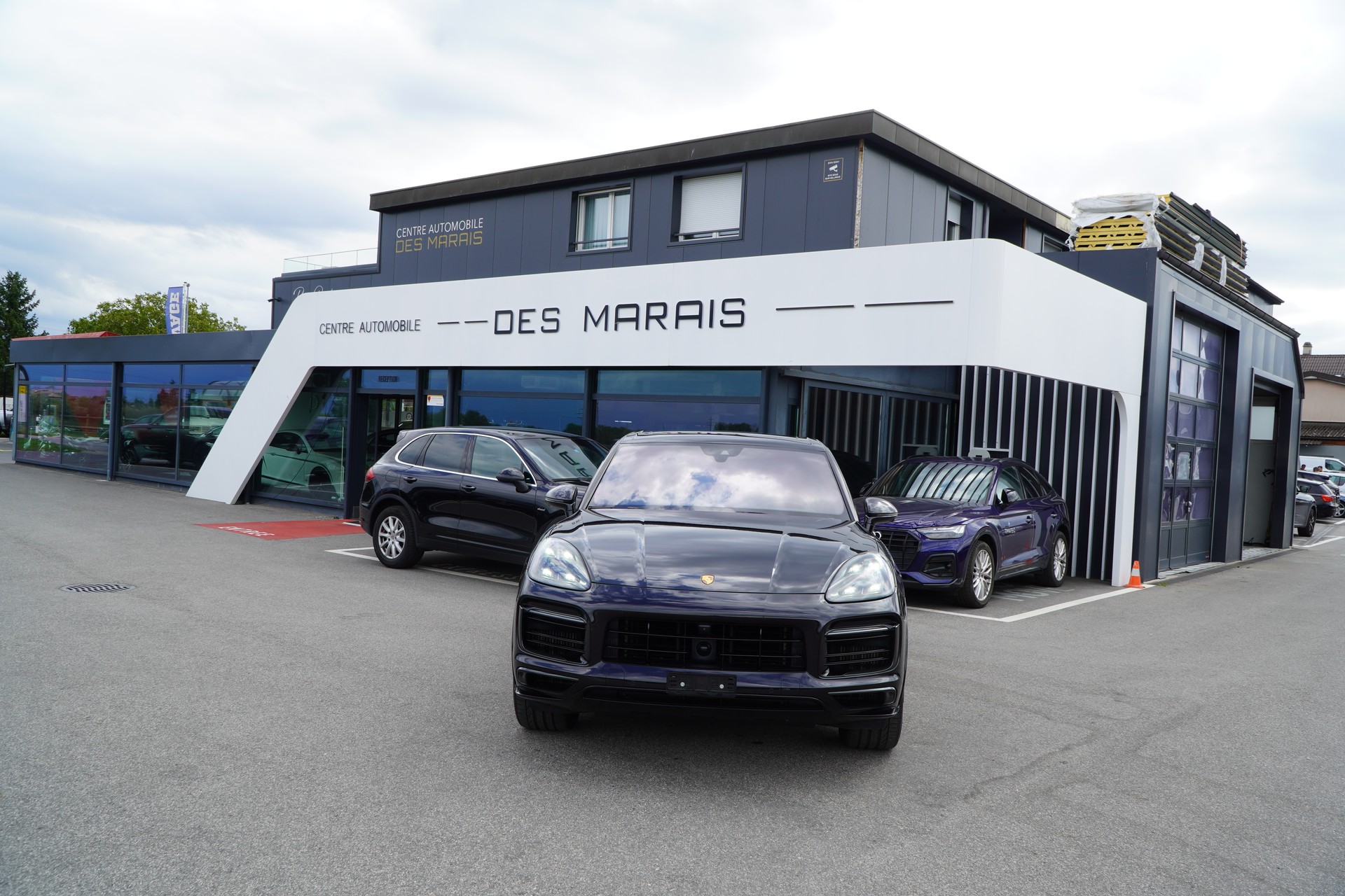 PORSCHE Cayenne GTS-image-2