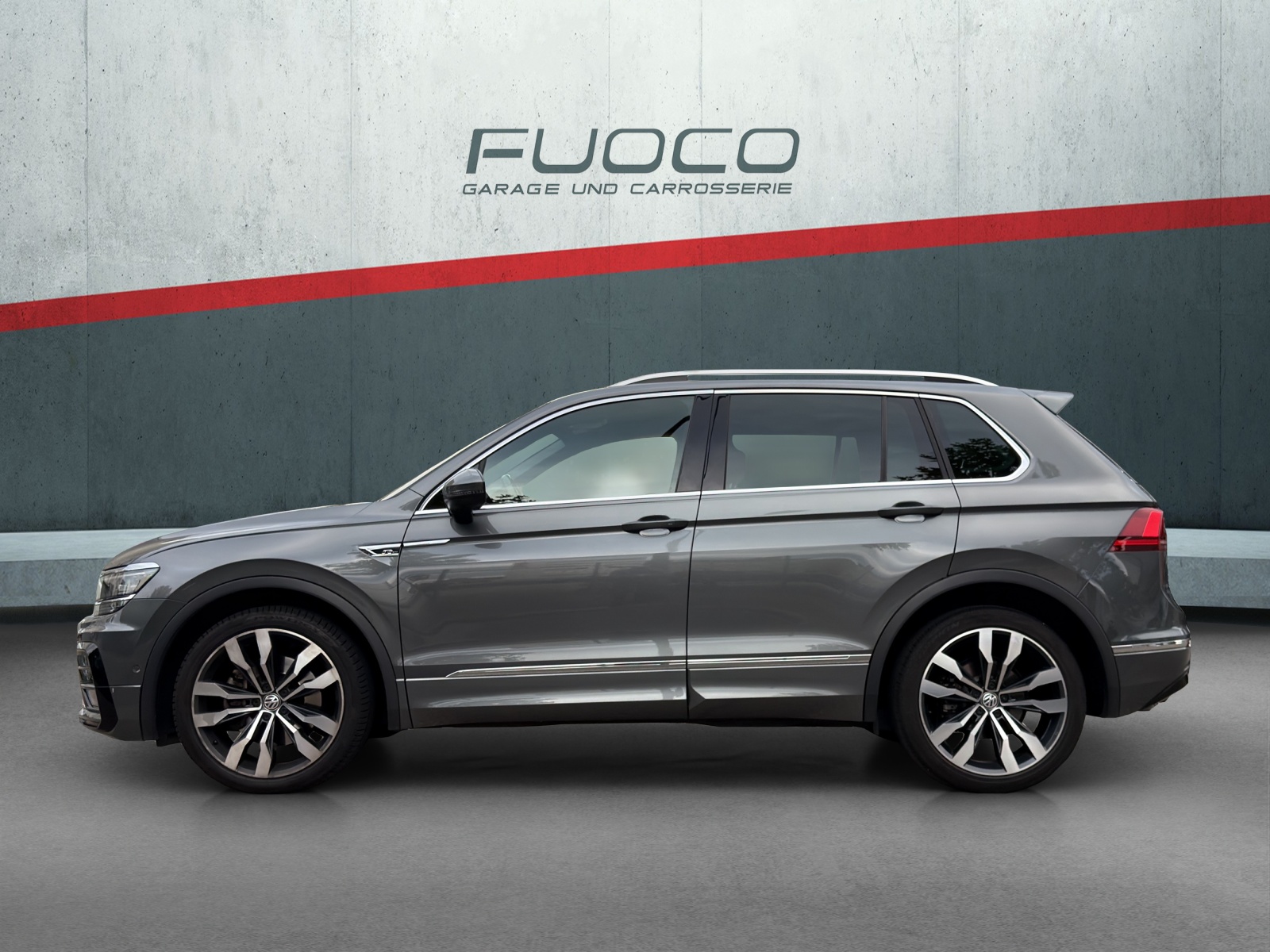 VW Tiguan 2.0TSI R-Line 4Motion DSG-image-5