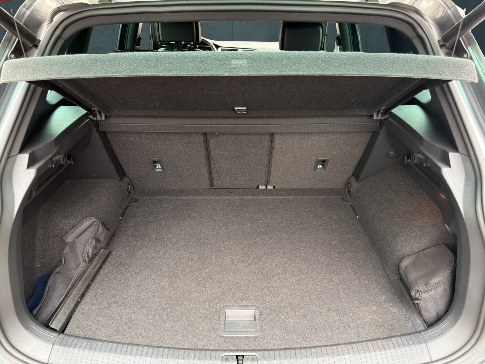VW Tiguan 2.0TSI R-Line 4Motion DSG-image-11
