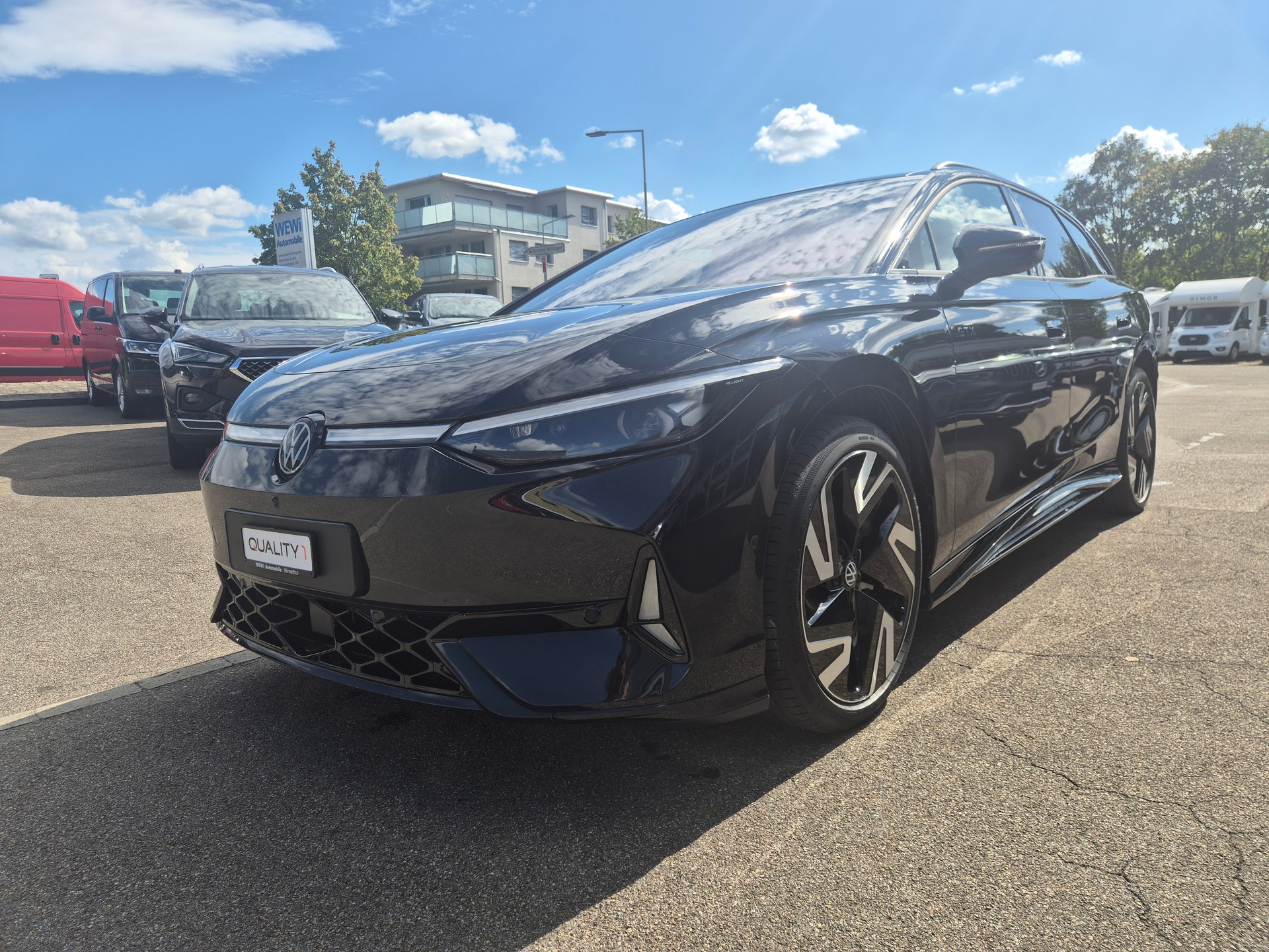VW ID.7 Tourer GTX 86 kWh GTX 4 Motion-image-1