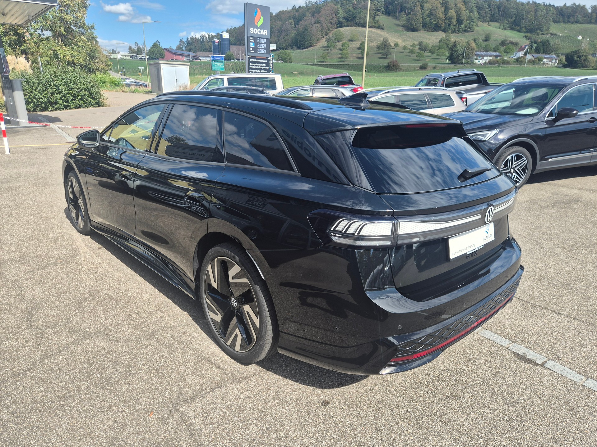 VW ID.7 Tourer GTX 86 kWh GTX 4 Motion-image-6